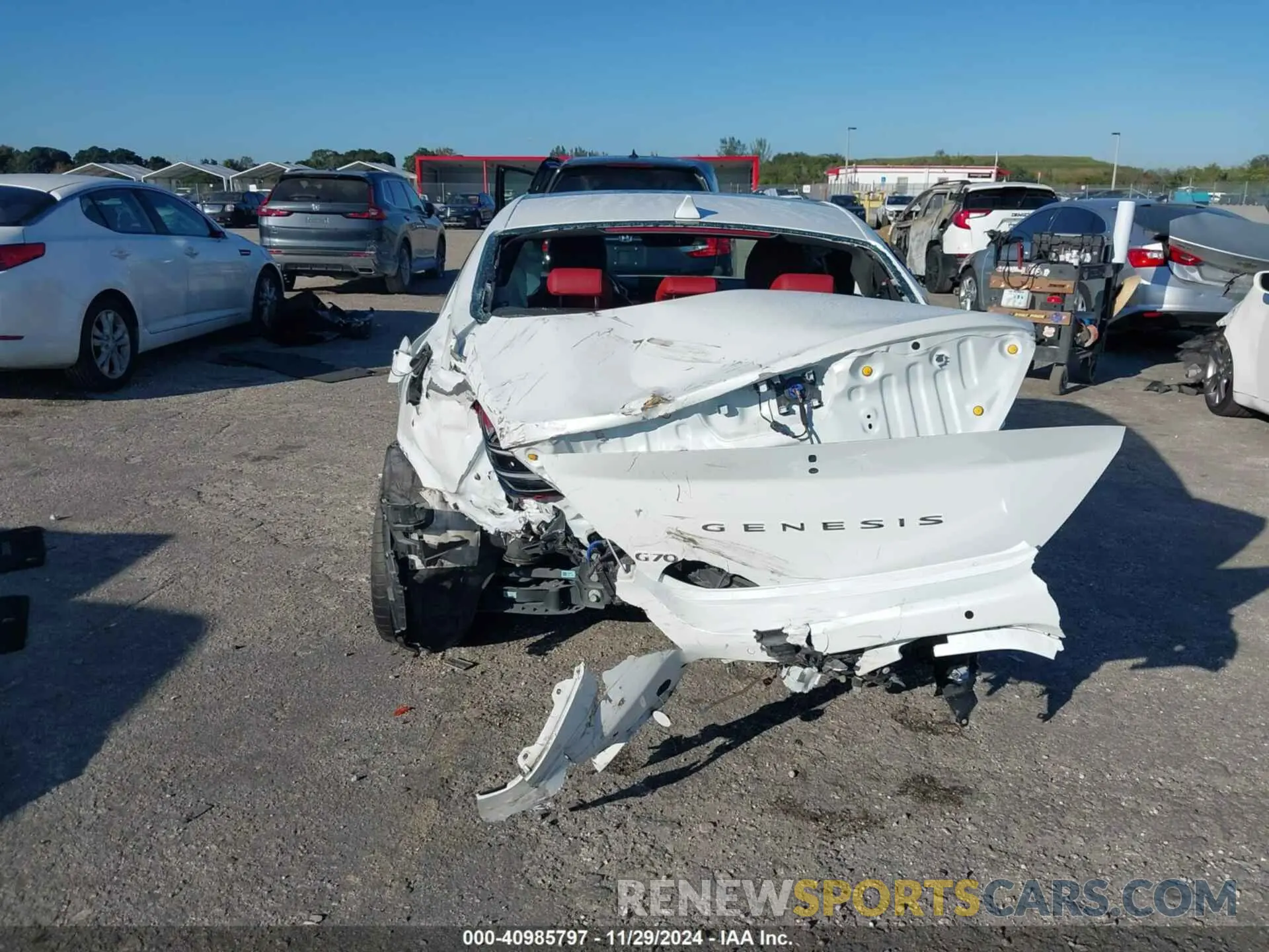 6 fotografías del automóvil dañado KMTG34TA9PU110258 GENESIS G70 2023