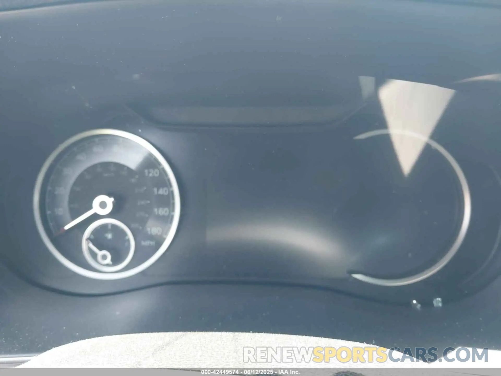 16 fotografías del automóvil dañado KMTG34TAXPU112892 GENESIS G70 2023