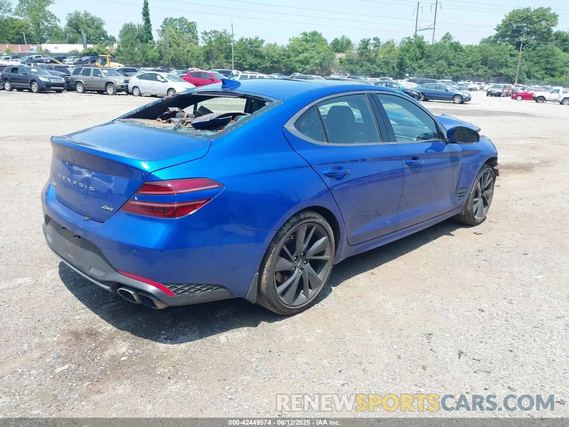4 fotografías del automóvil dañado KMTG34TAXPU112892 GENESIS G70 2023