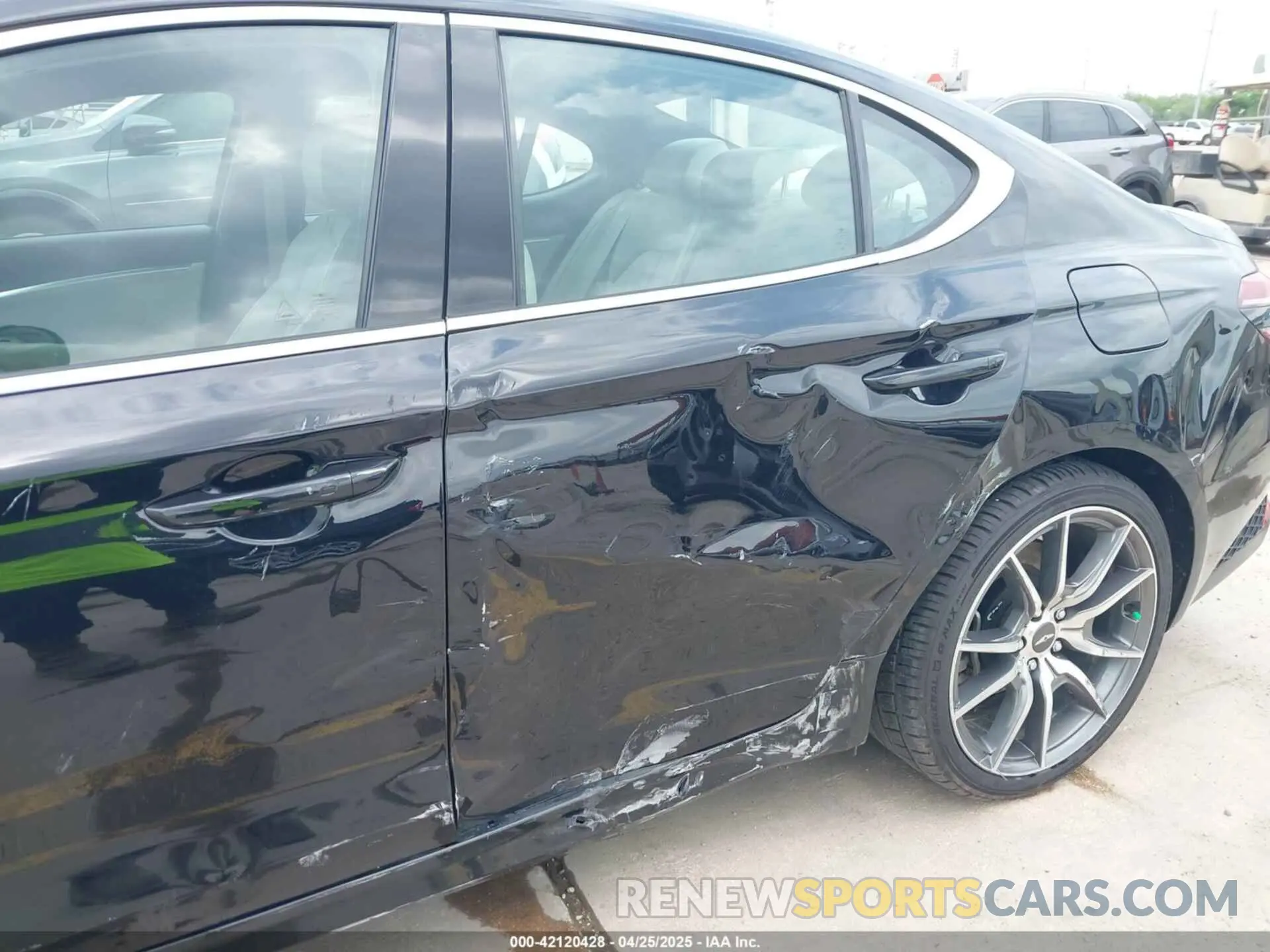 6 fotografías del automóvil dañado KMTG34TAXPU125643 GENESIS G70 2023