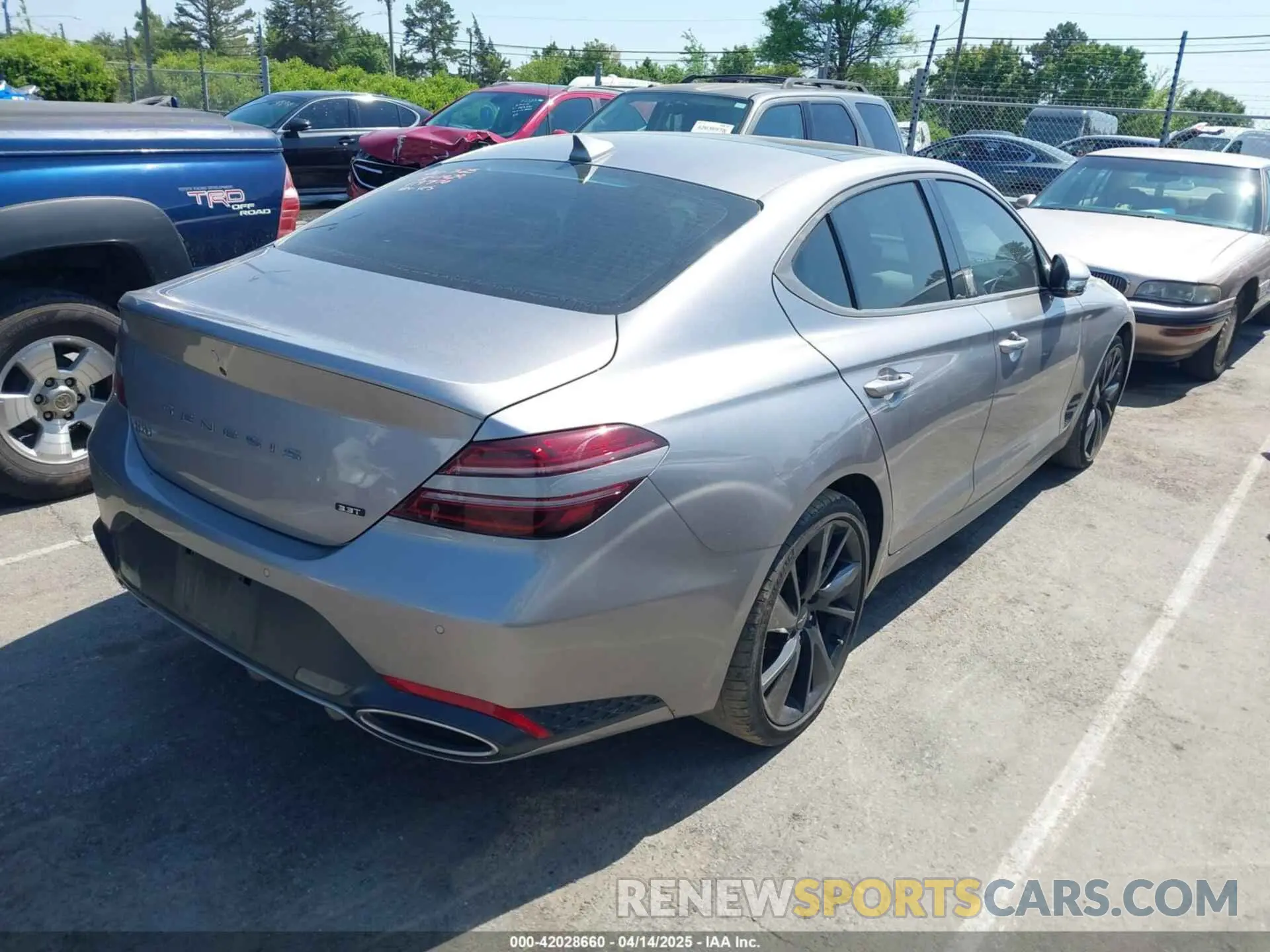 4 fotografías del automóvil dañado KMTG54TE2PU119770 GENESIS G70 2023