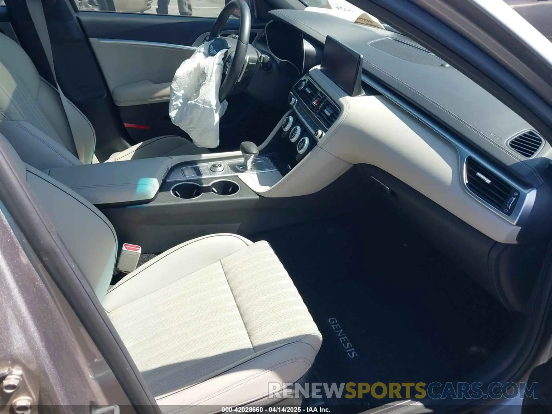 5 fotografías del automóvil dañado KMTG54TE2PU119770 GENESIS G70 2023