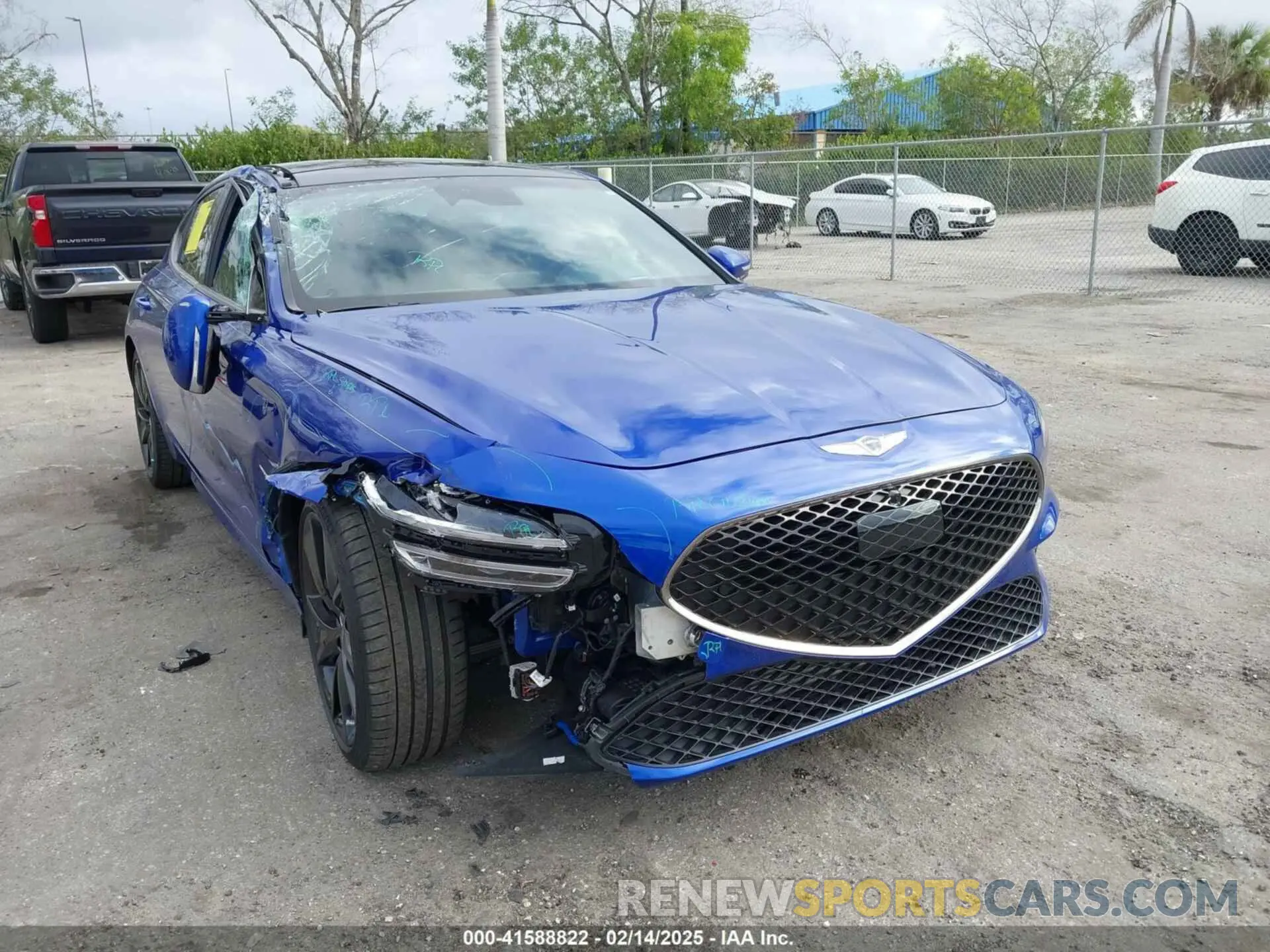 12 fotografías del automóvil dañado KMTG54TE9PU117563 GENESIS G70 2023