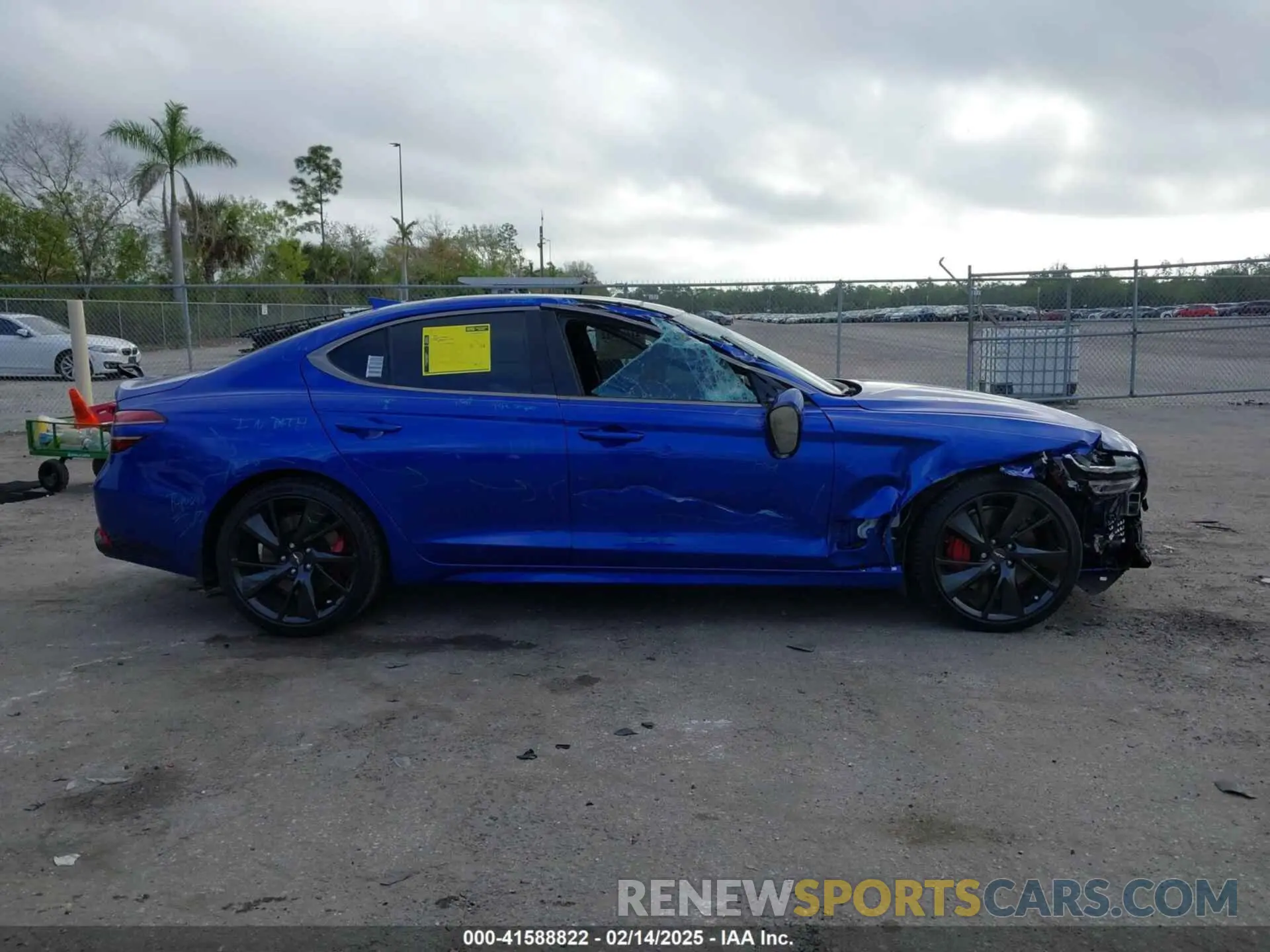 14 fotografías del automóvil dañado KMTG54TE9PU117563 GENESIS G70 2023
