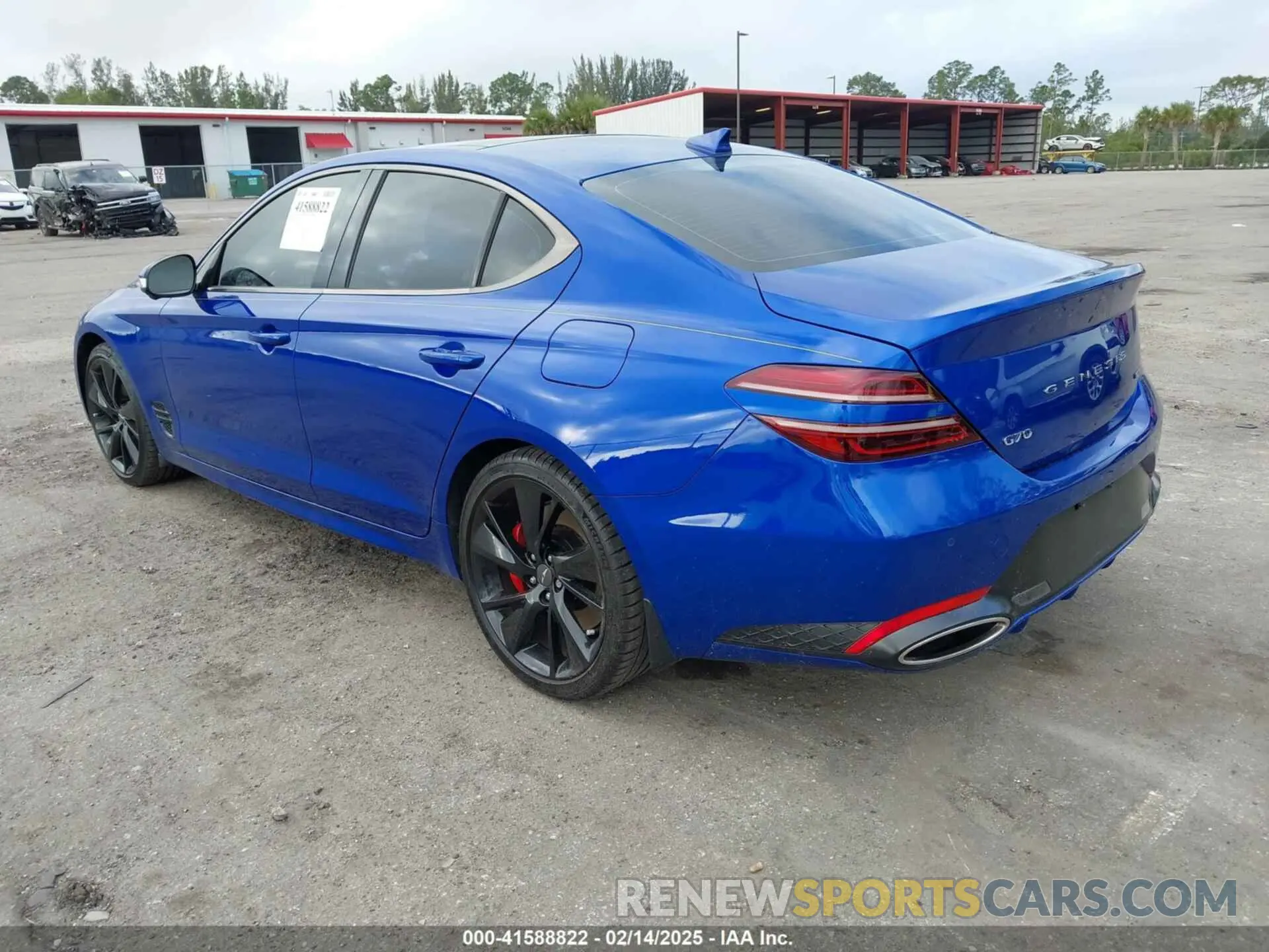 3 fotografías del automóvil dañado KMTG54TE9PU117563 GENESIS G70 2023
