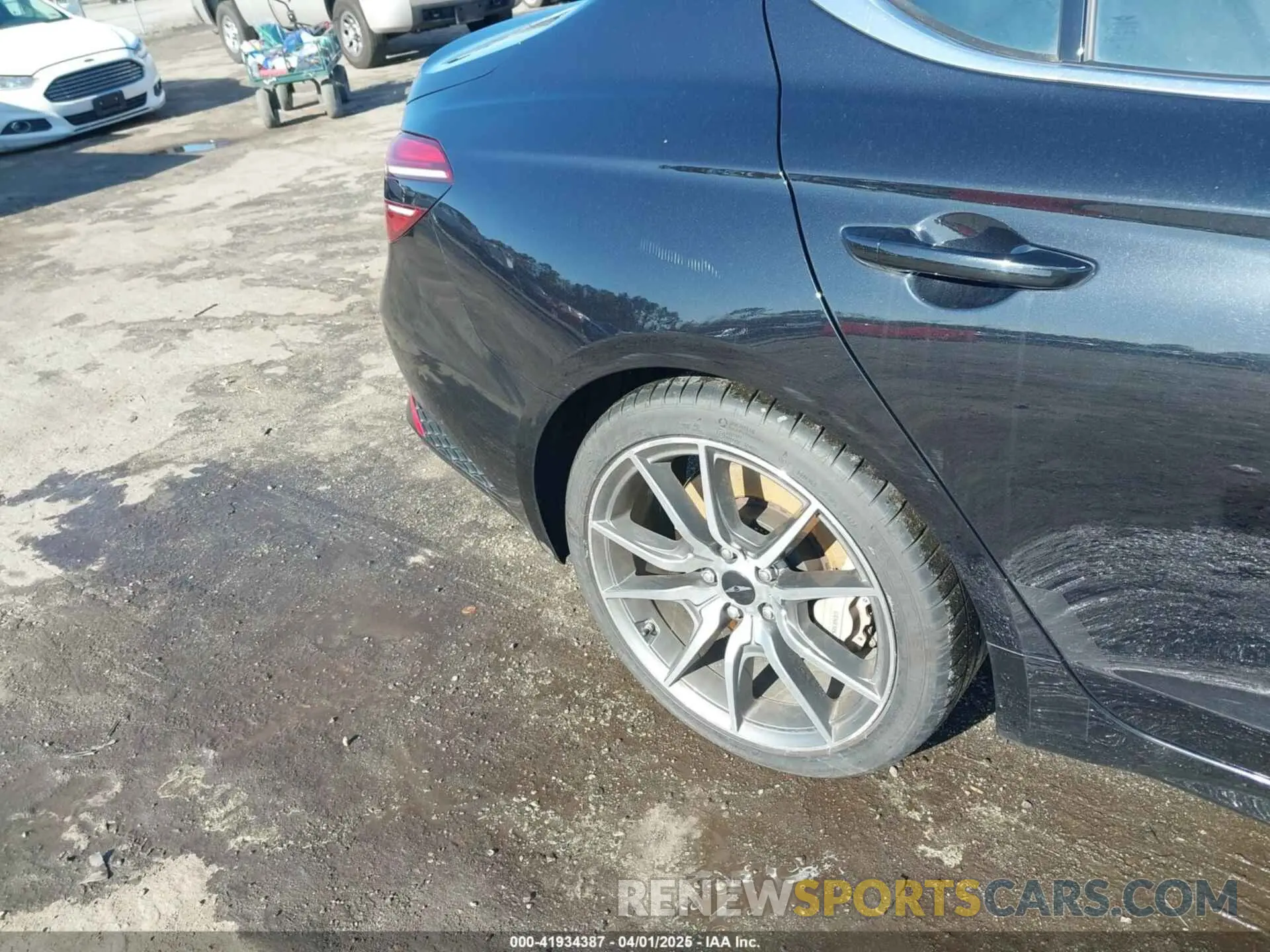 6 fotografías del automóvil dañado KMTG34SC7RU143488 GENESIS G70 2024