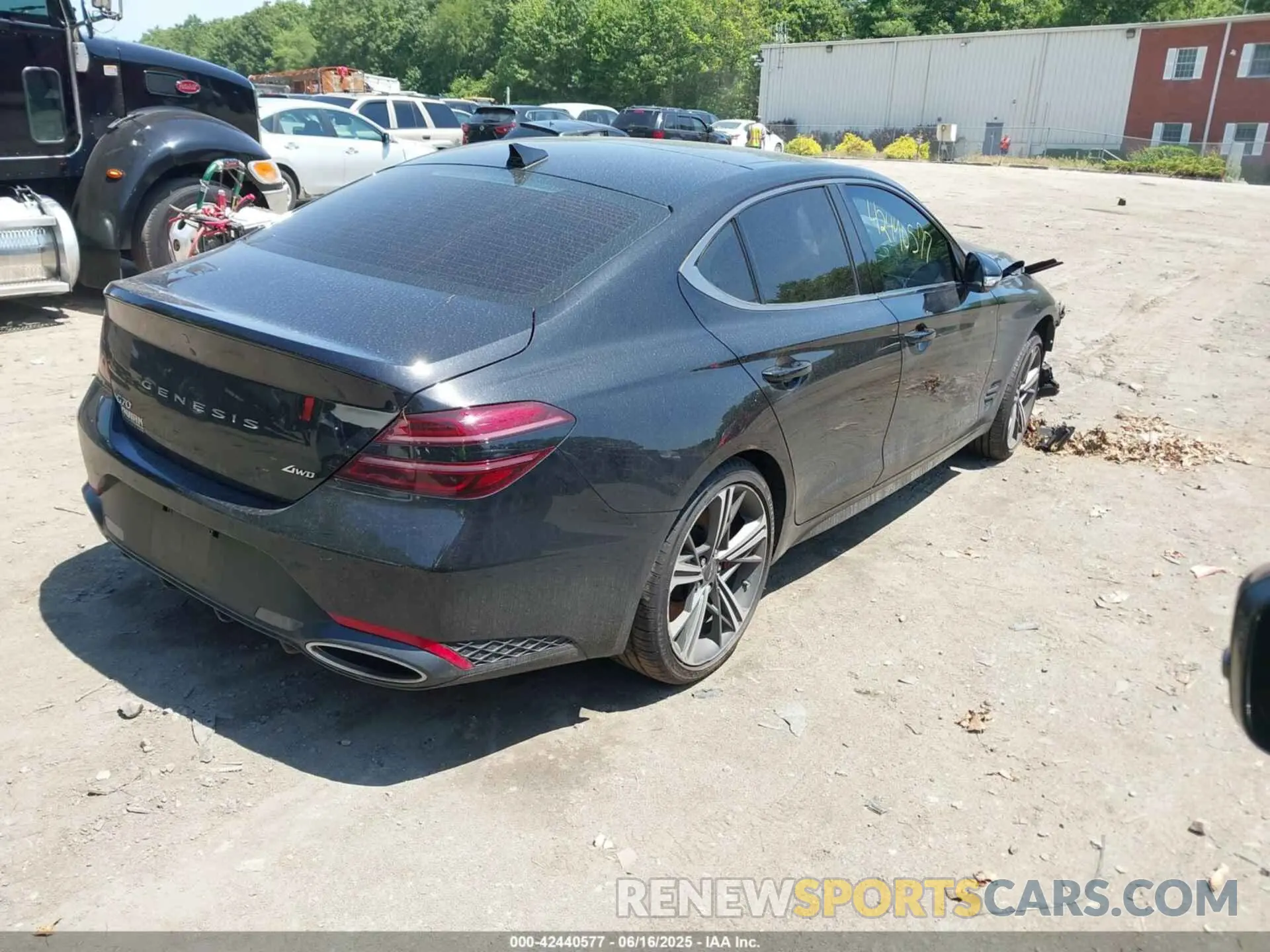 4 fotografías del automóvil dañado KMTG34SC8RU138218 GENESIS G70 2024