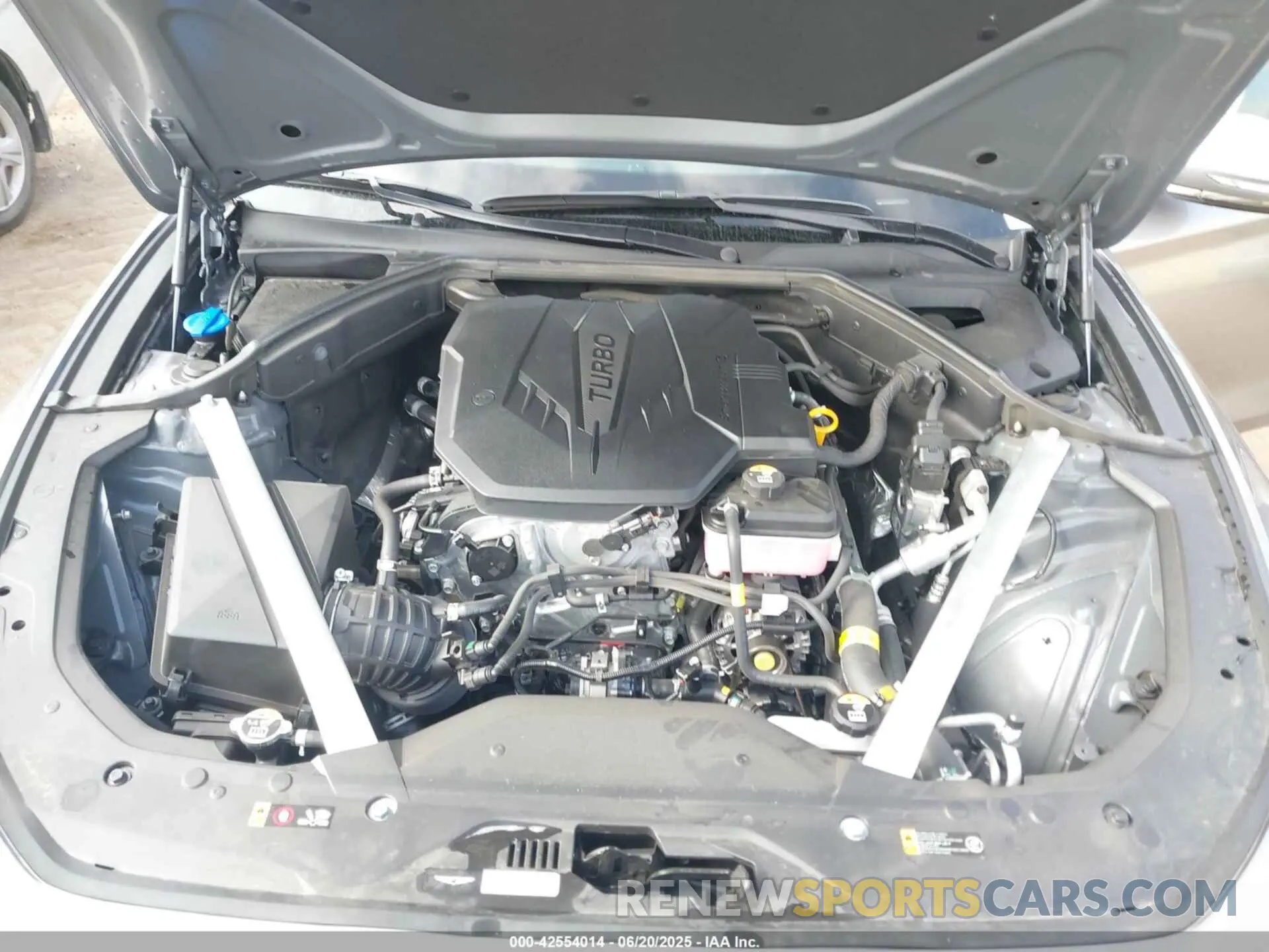 10 fotografías del automóvil dañado KMTG34SC9RU137417 GENESIS G70 2024