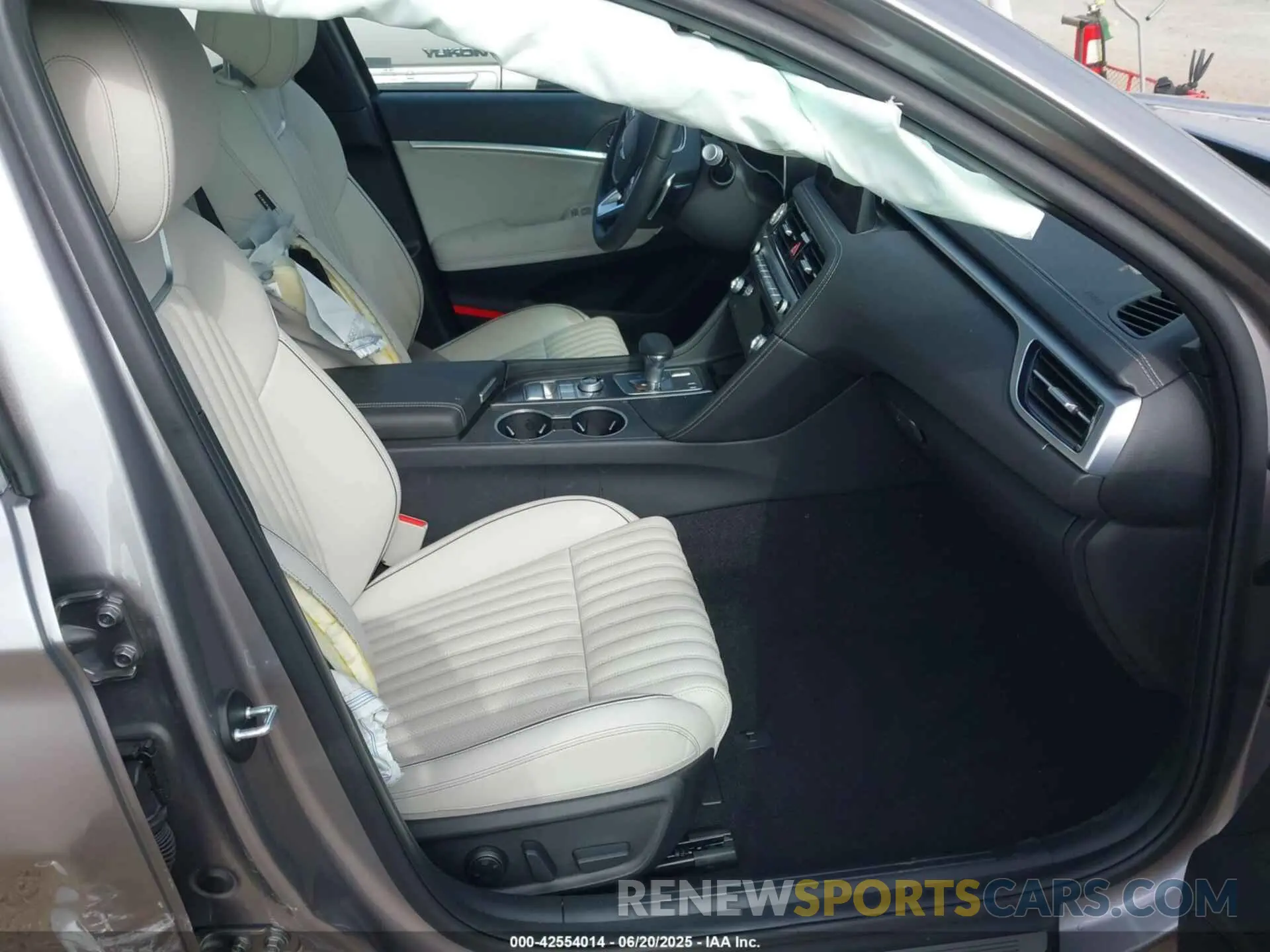 5 fotografías del automóvil dañado KMTG34SC9RU137417 GENESIS G70 2024