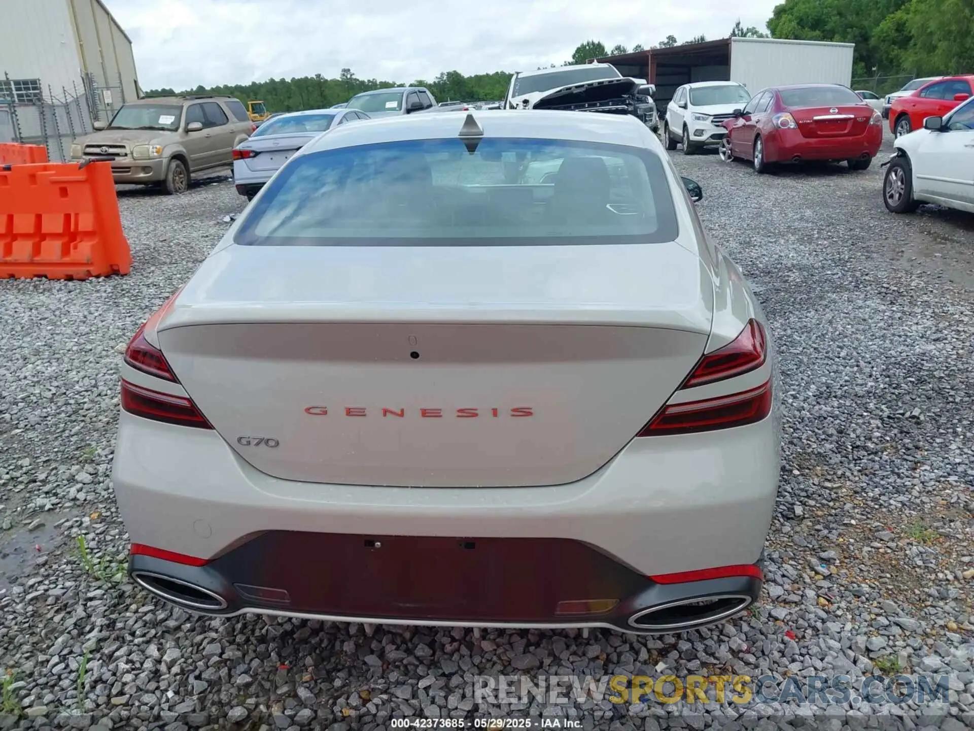 16 fotografías del automóvil dañado KMTG34SC2SU155702 GENESIS G70 2025