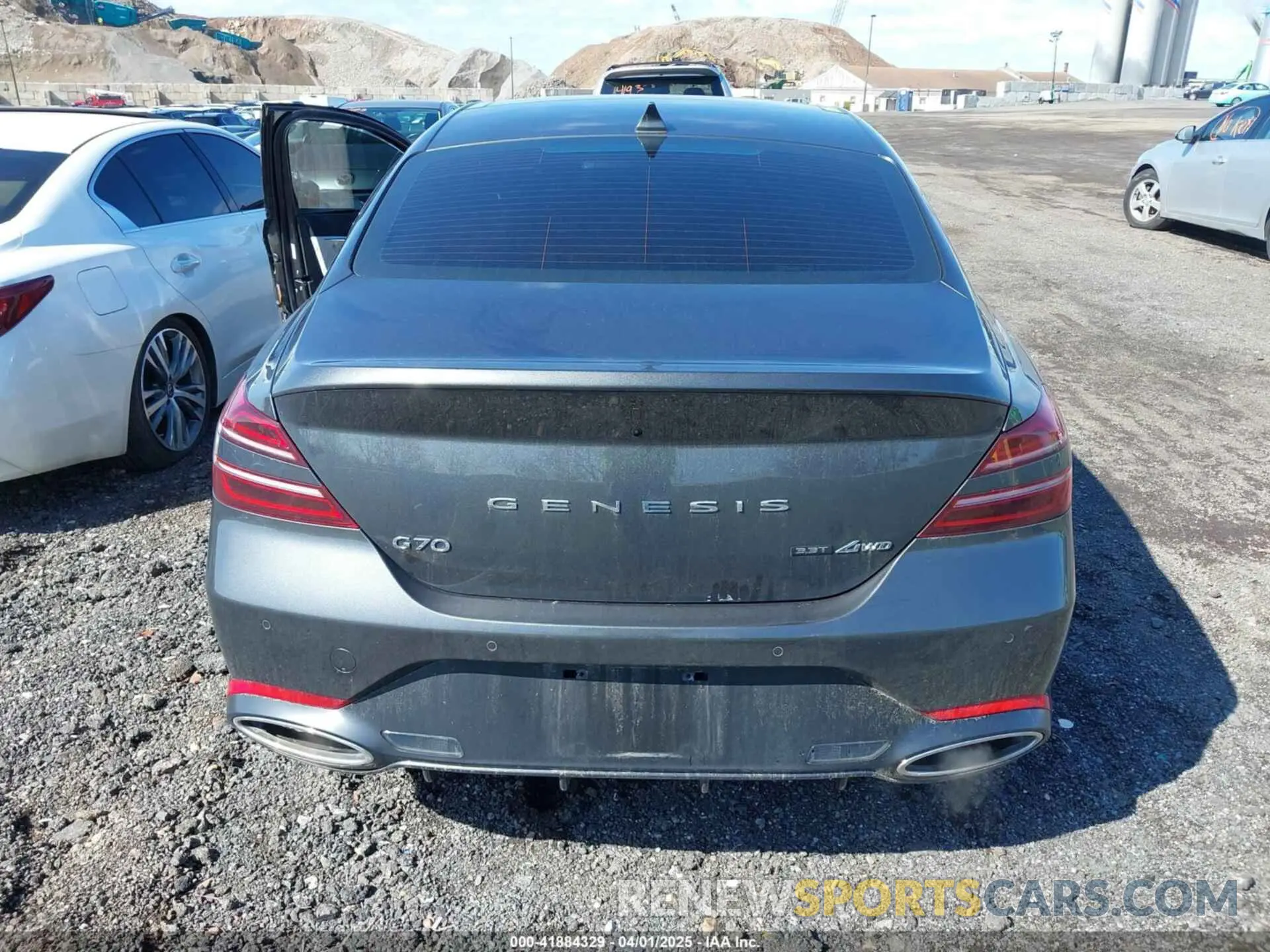 16 fotografías del automóvil dañado KMTG54SE6SU149655 GENESIS G70 2025