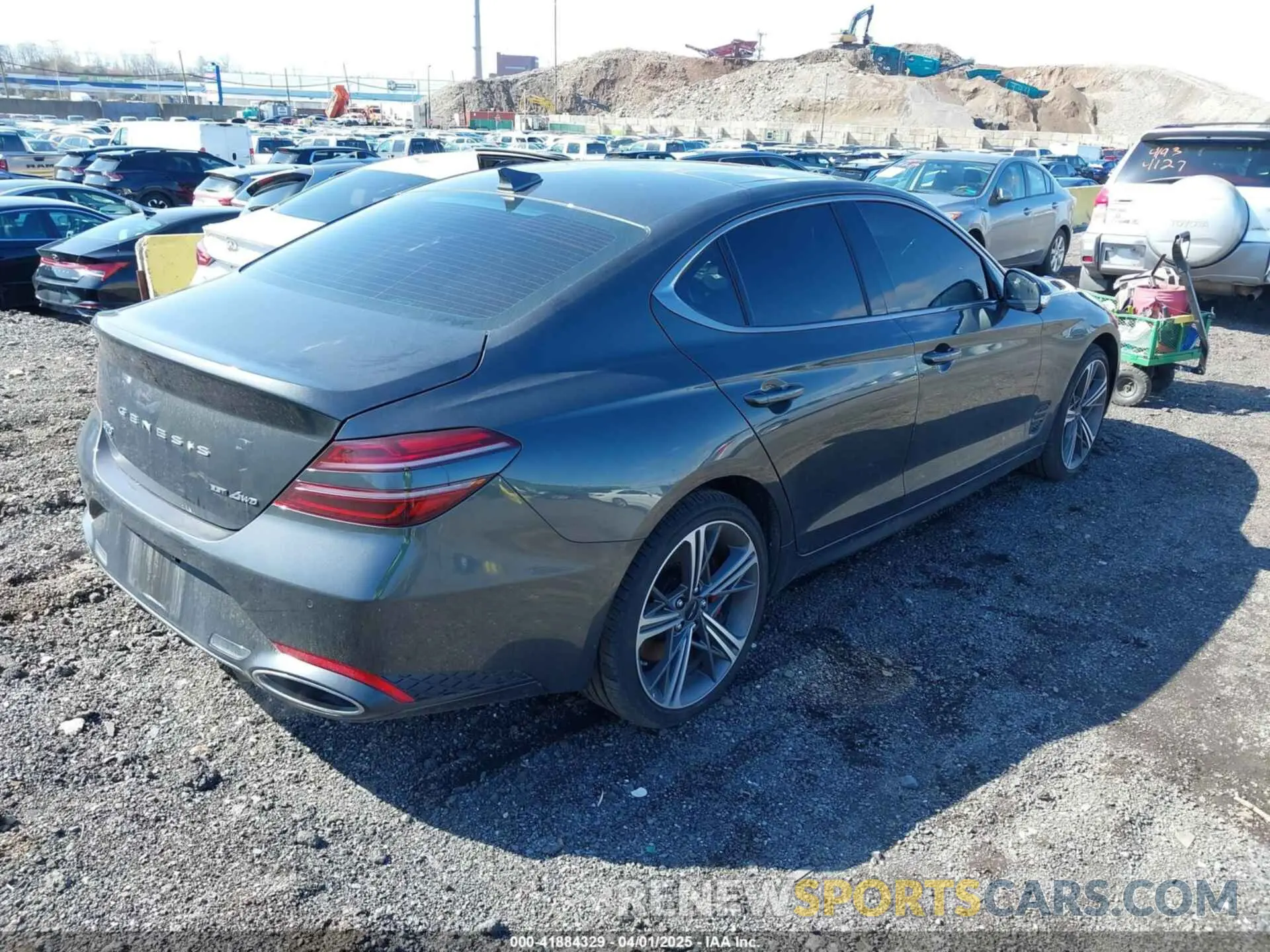 4 fotografías del automóvil dañado KMTG54SE6SU149655 GENESIS G70 2025