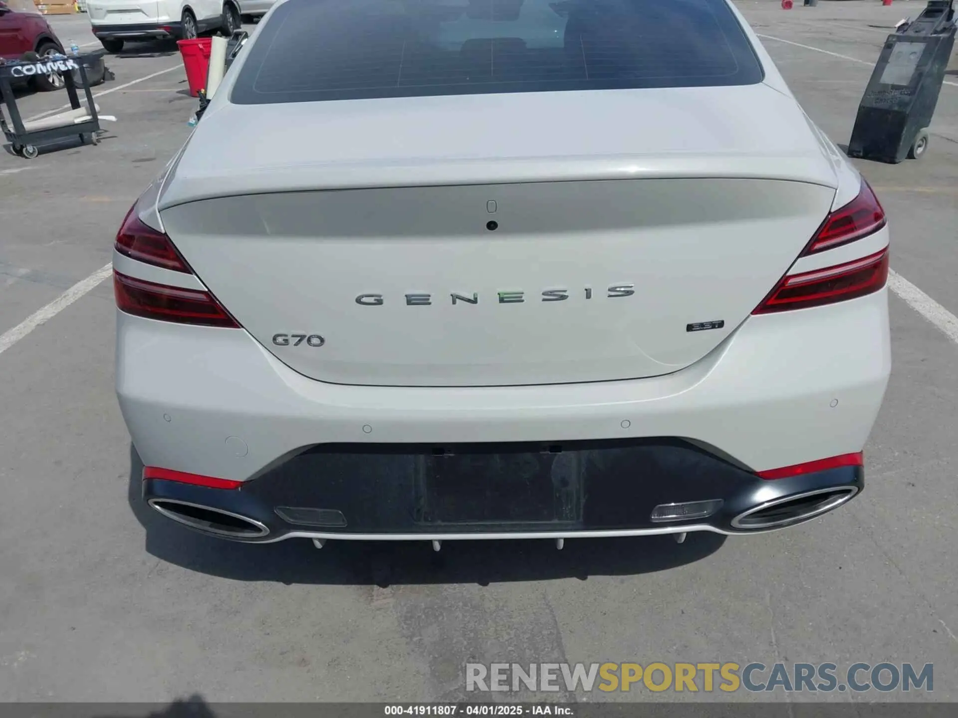 16 fotografías del automóvil dañado KMTG54SE6SU149705 GENESIS G70 2025