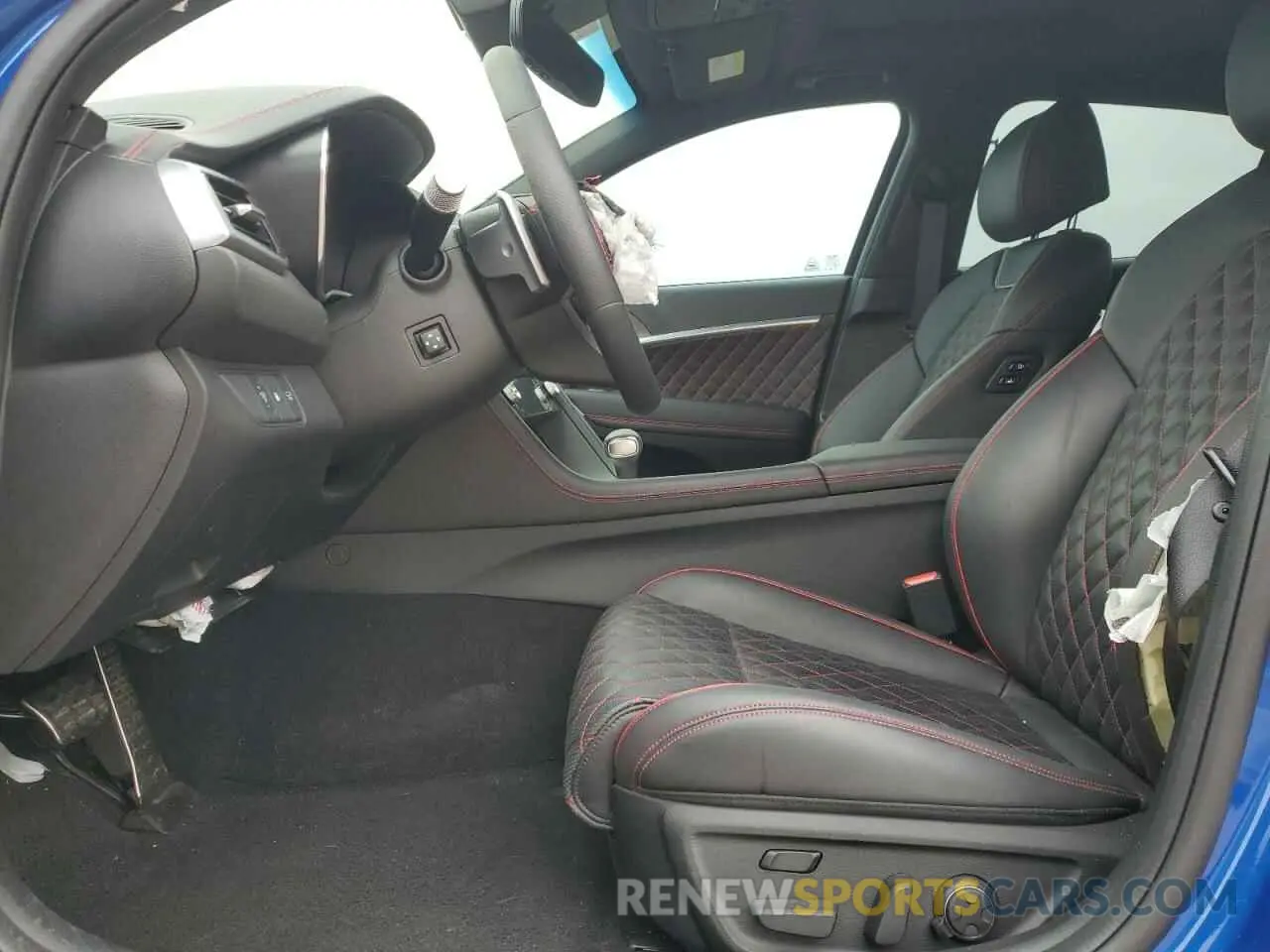 7 fotografías del automóvil dañado KMTG54SEXSU147021 GENESIS G70 2025