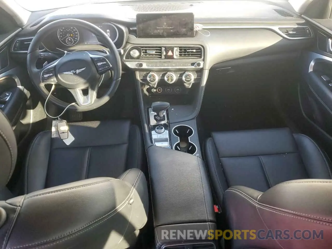 8 fotografías del automóvil dañado KMTG34TA0NU086204 GENESIS G70 BASE 2022