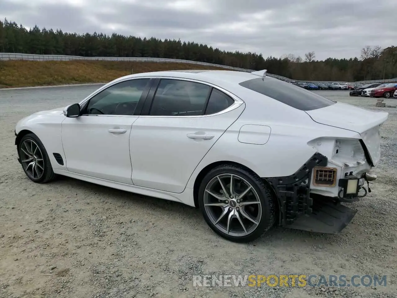 2 fotografías del automóvil dañado KMTG34TA7NU098009 GENESIS G70 BASE 2022