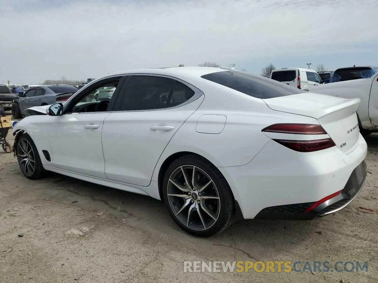 2 fotografías del automóvil dañado KMTG34TAXNU092852 GENESIS G70 BASE 2022