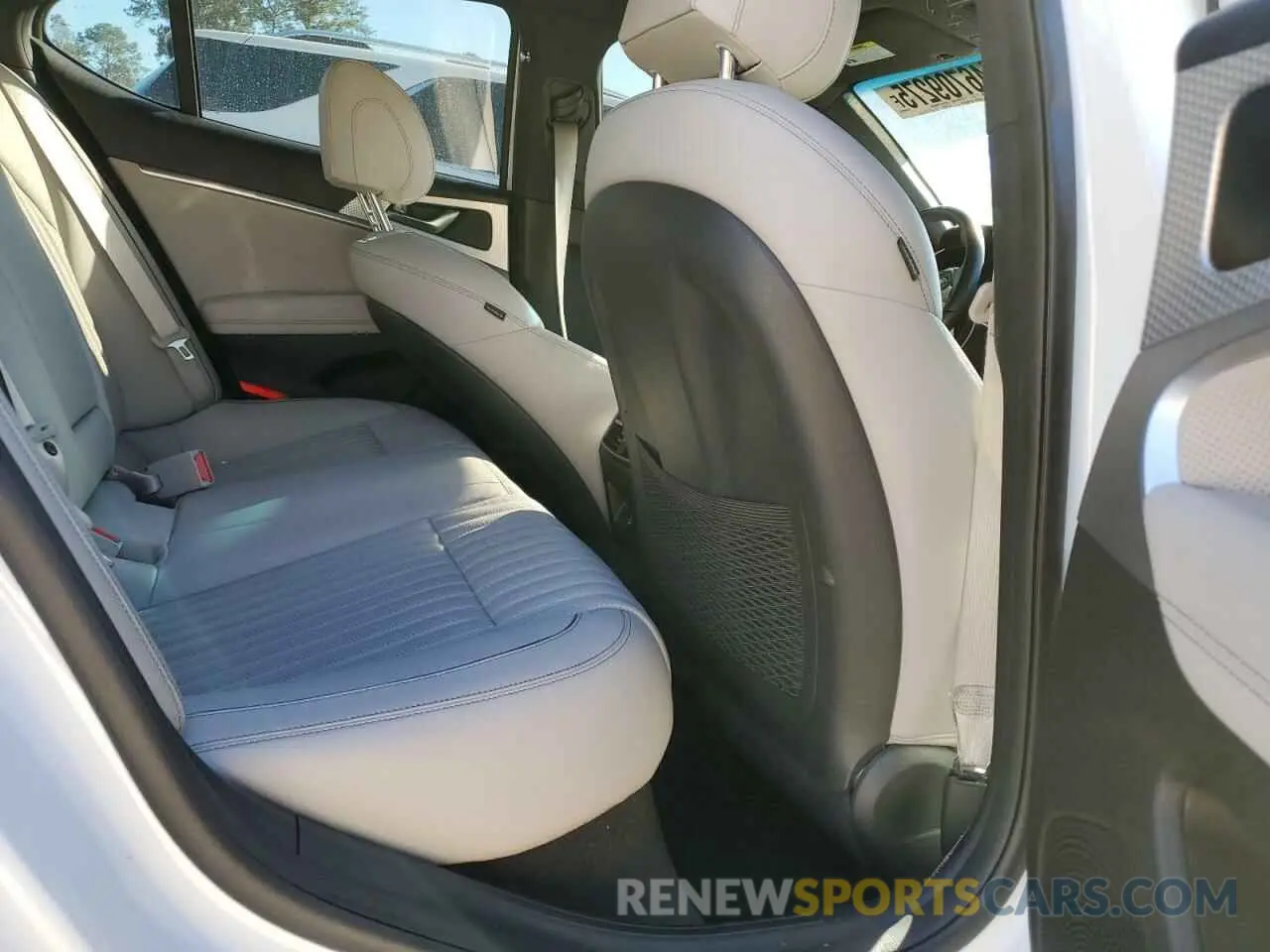 10 fotografías del automóvil dañado KMTG54TE3NU084590 GENESIS G70 BASE 2022