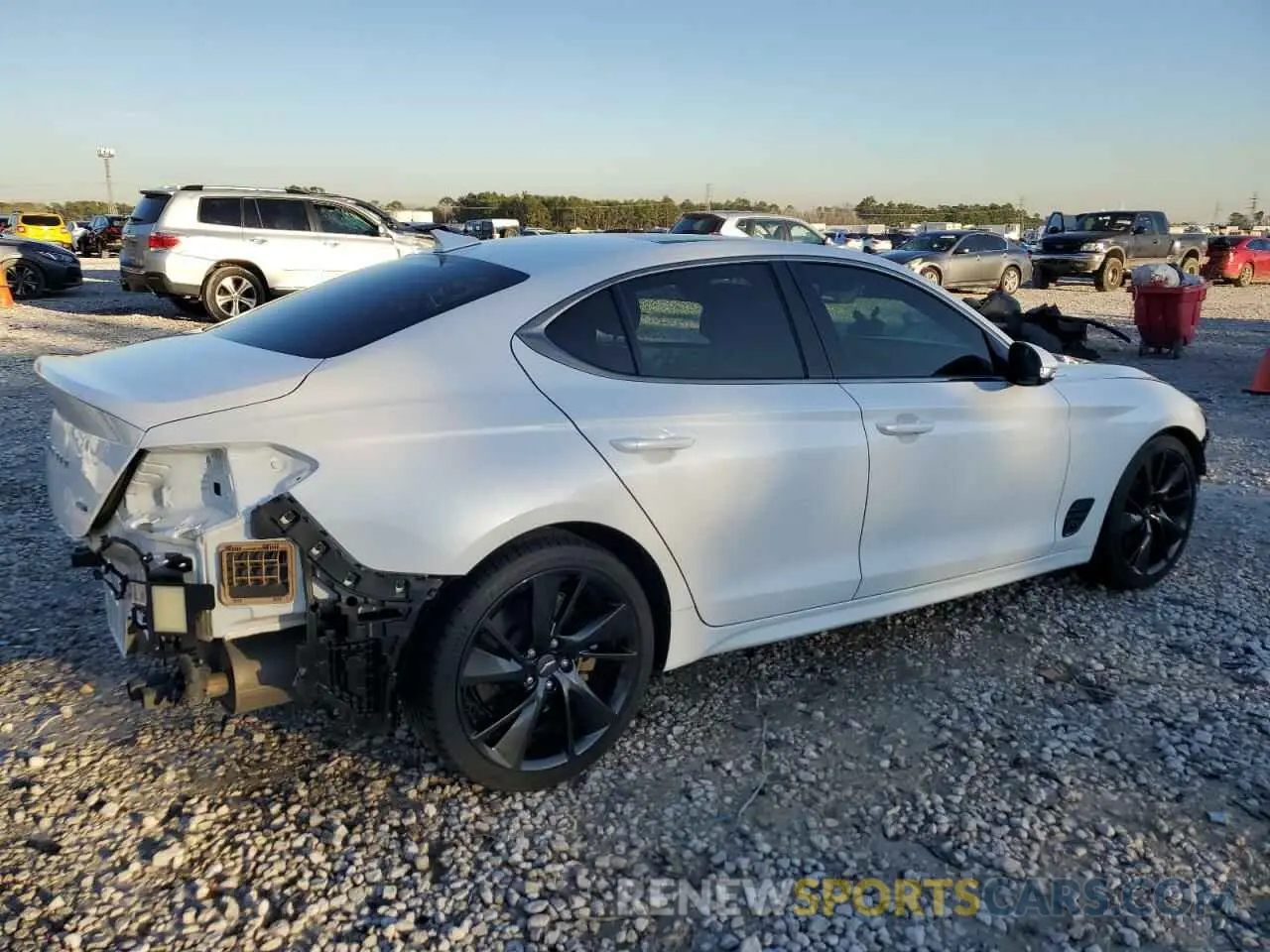 3 fotografías del automóvil dañado KMTG54TE7NU082034 GENESIS G70 BASE 2022