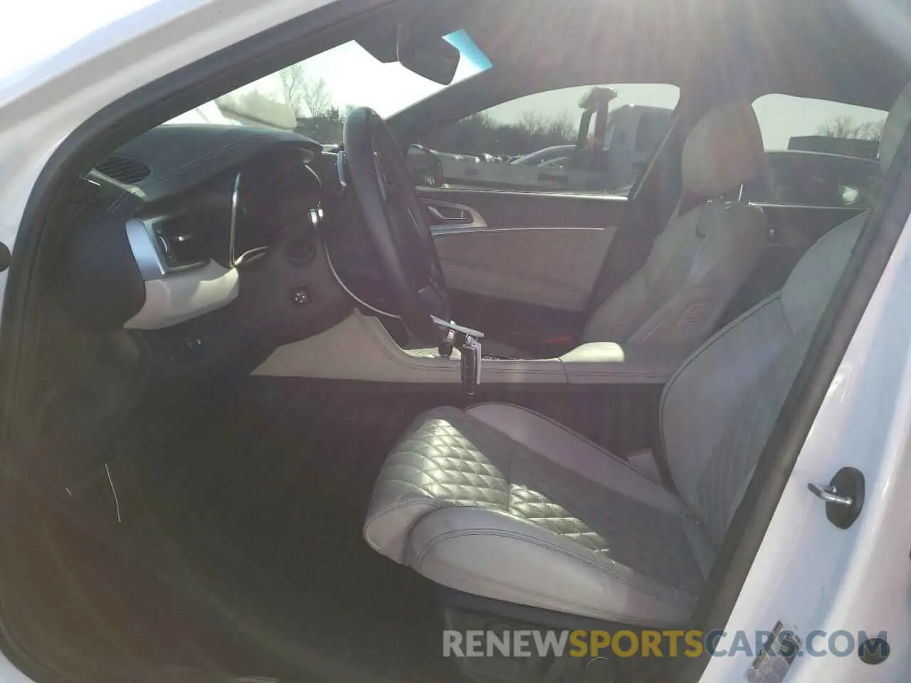 7 fotografías del automóvil dañado KMTG54TE7NU104131 GENESIS G70 BASE 2022