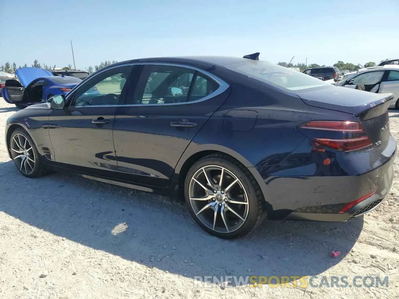 2 fotografías del automóvil dañado KMTG34TA2PU121795 GENESIS G70 BASE 2023