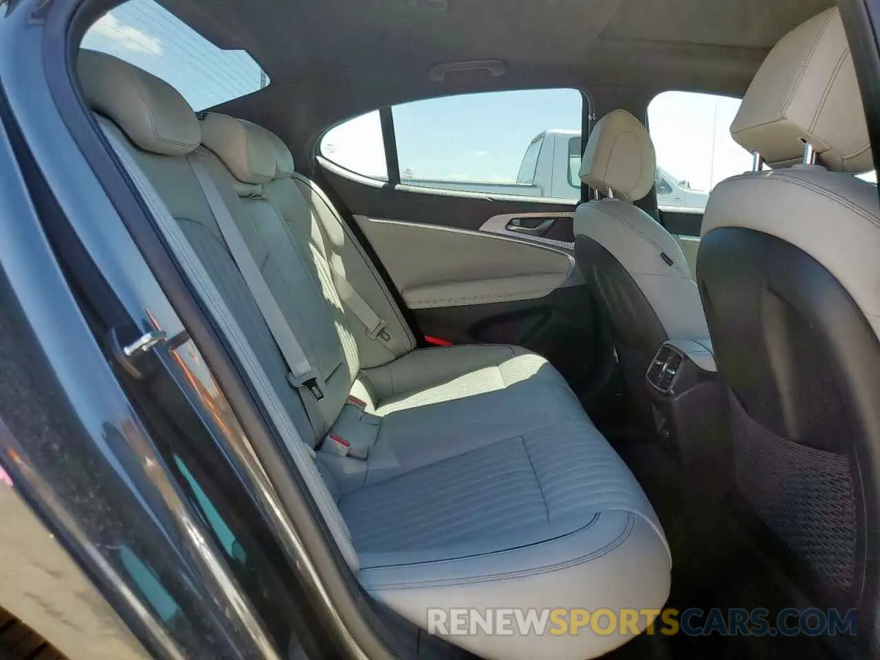 10 fotografías del automóvil dañado KMTG34TA6PU113067 GENESIS G70 BASE 2023