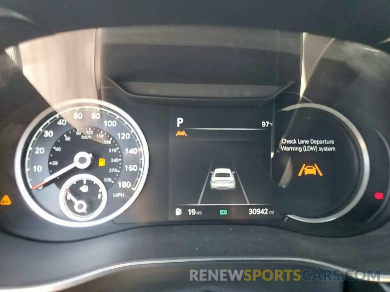 9 fotografías del automóvil dañado KMTG34TA6PU113067 GENESIS G70 BASE 2023