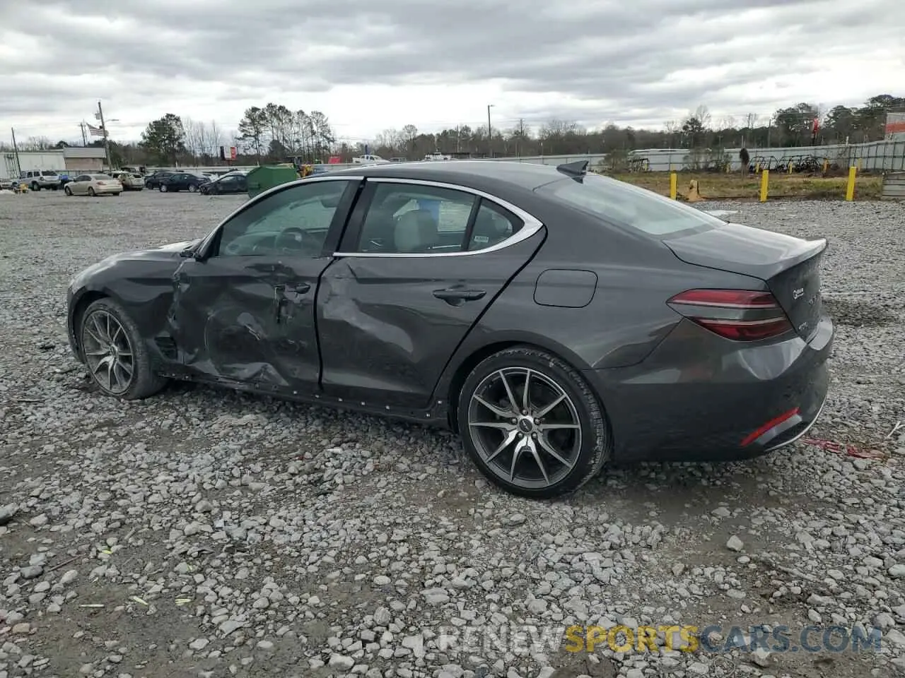 2 fotografías del automóvil dañado KMTG34TA7PU124188 GENESIS G70 BASE 2023