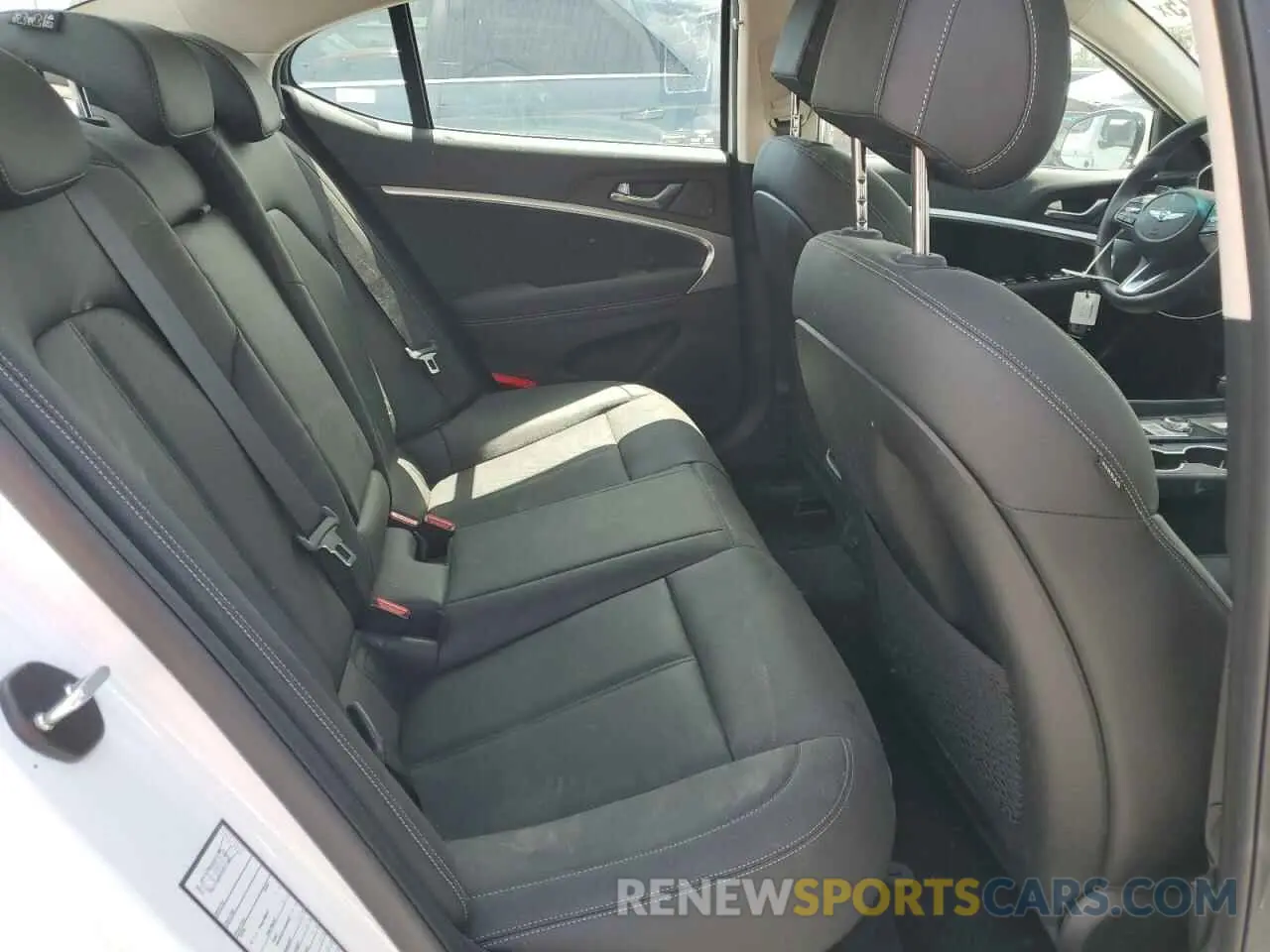 10 fotografías del automóvil dañado KMTG34TA9PU131837 GENESIS G70 BASE 2023