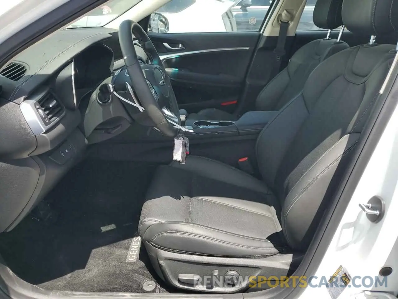 7 fotografías del automóvil dañado KMTG34TA9PU131837 GENESIS G70 BASE 2023