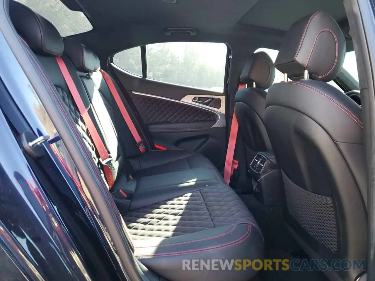 10 fotografías del automóvil dañado KMTG54TE9PU110984 GENESIS G70 BASE 2023