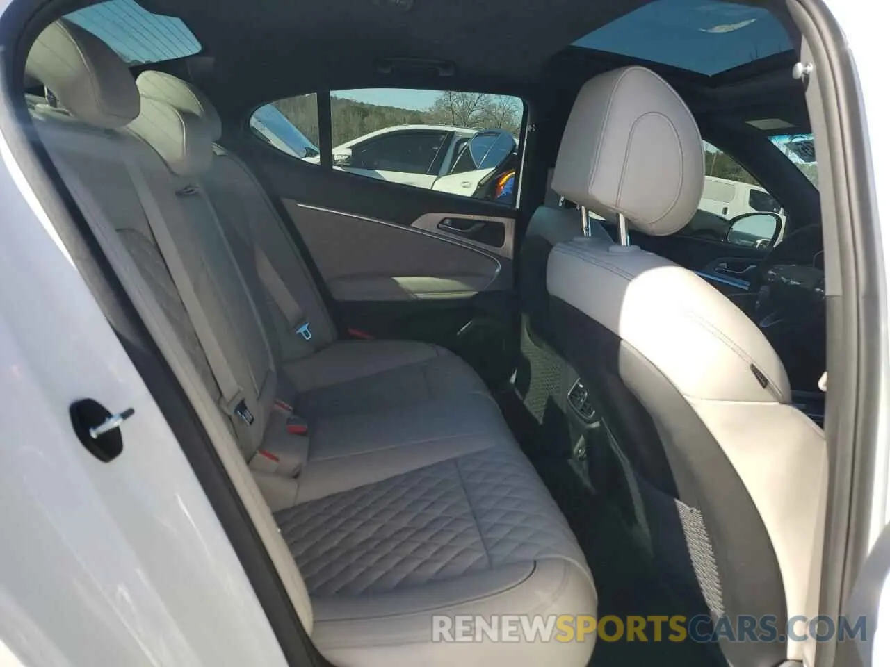 10 fotografías del automóvil dañado KMTG54TEXPU125509 GENESIS G70 BASE 2023