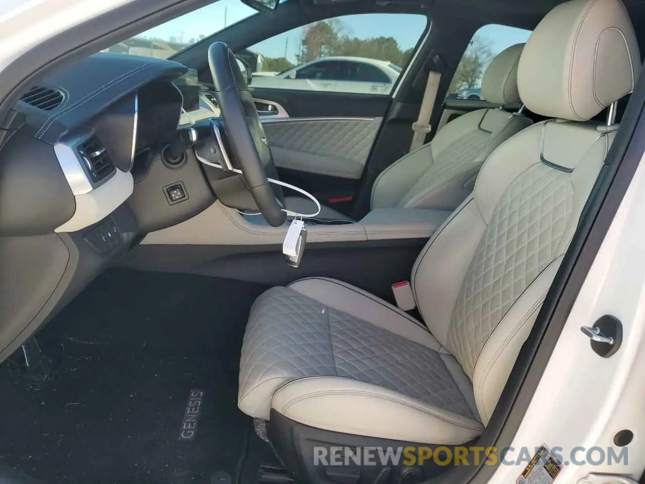 7 fotografías del automóvil dañado KMTG54TEXPU125509 GENESIS G70 BASE 2023