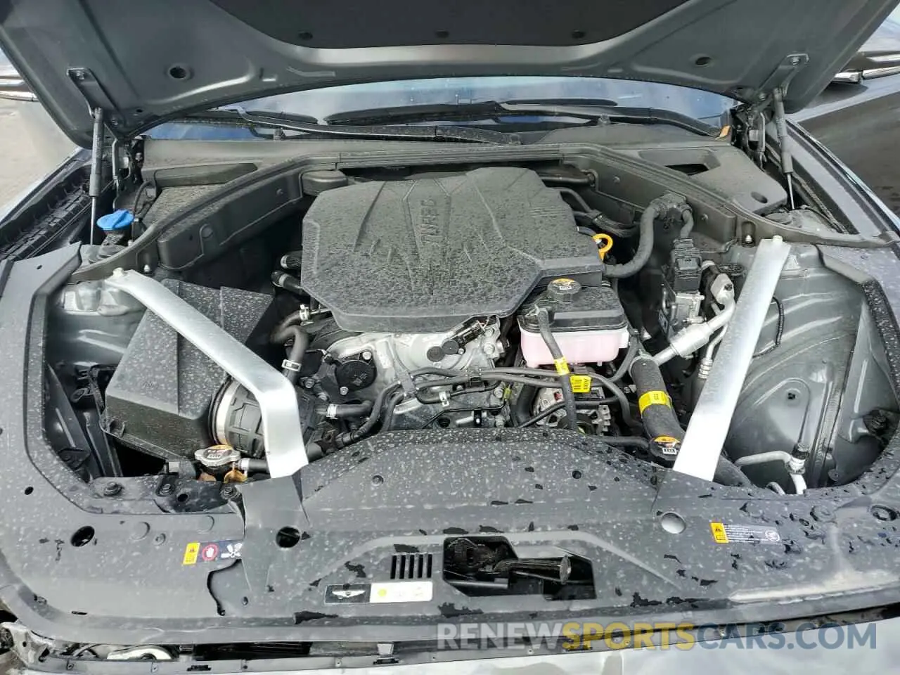 13 fotografías del automóvil dañado KMTG34SC0SU144360 GENESIS G70 BASE 2025