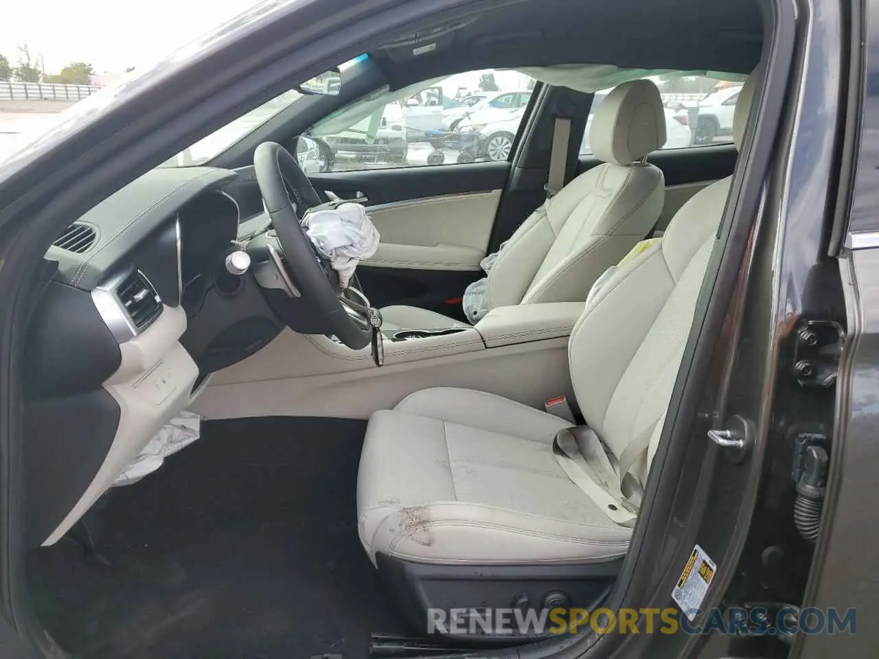 7 fotografías del automóvil dañado KMTG34SC0SU144360 GENESIS G70 BASE 2025