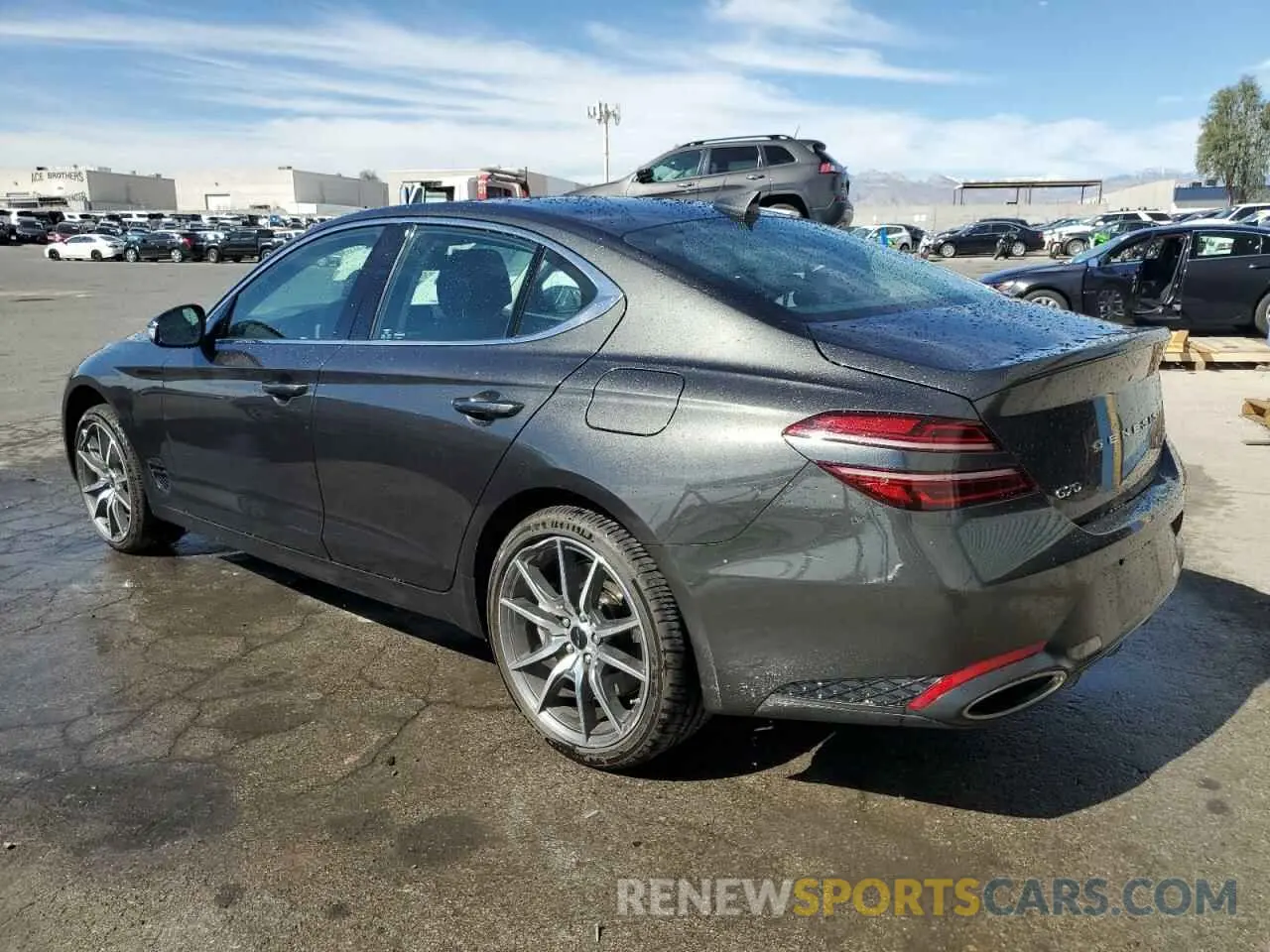 2 fotografías del automóvil dañado KMTG34SC1SU151883 GENESIS G70 BASE 2025
