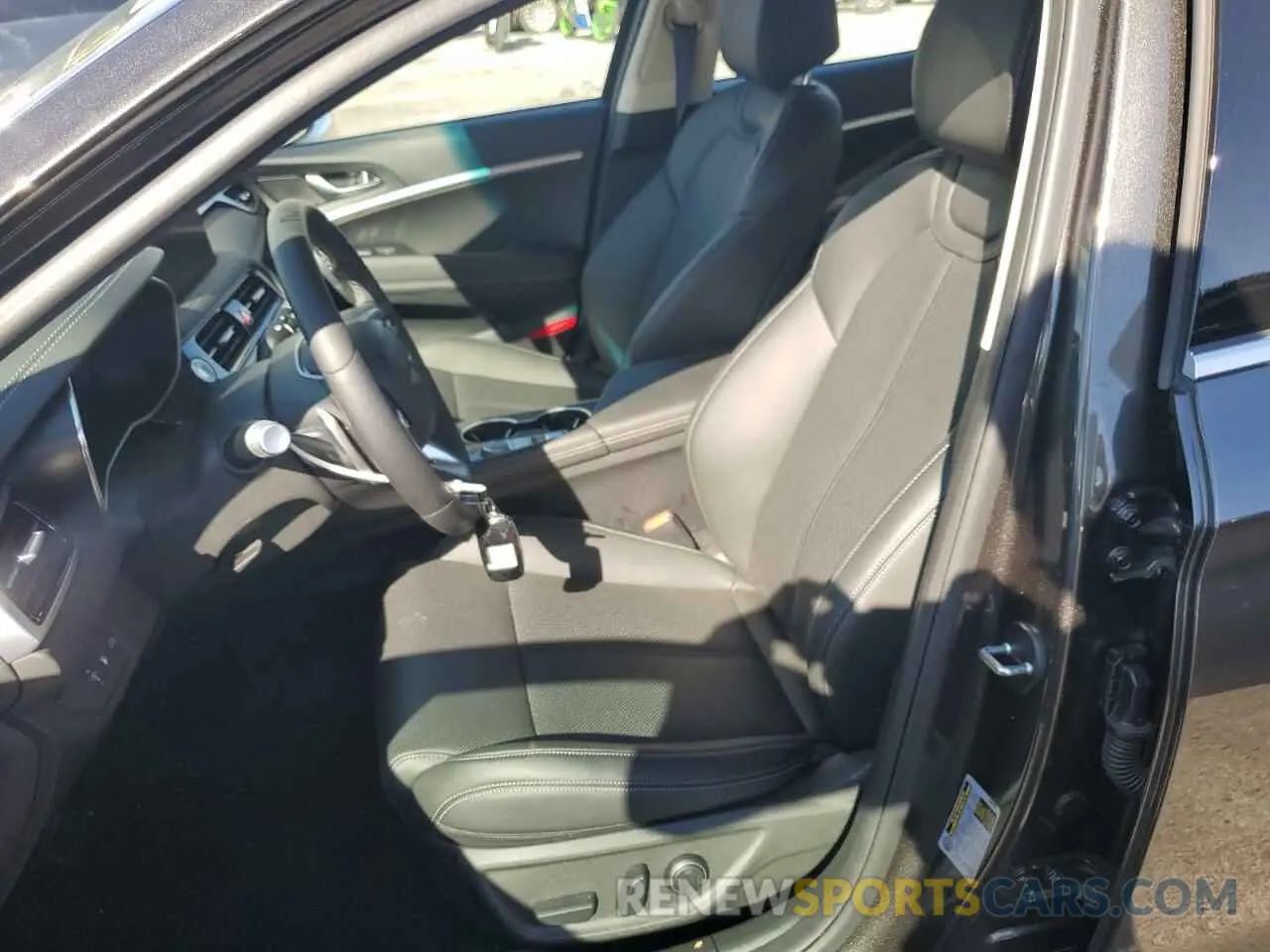 7 fotografías del automóvil dañado KMTG34SC1SU151883 GENESIS G70 BASE 2025