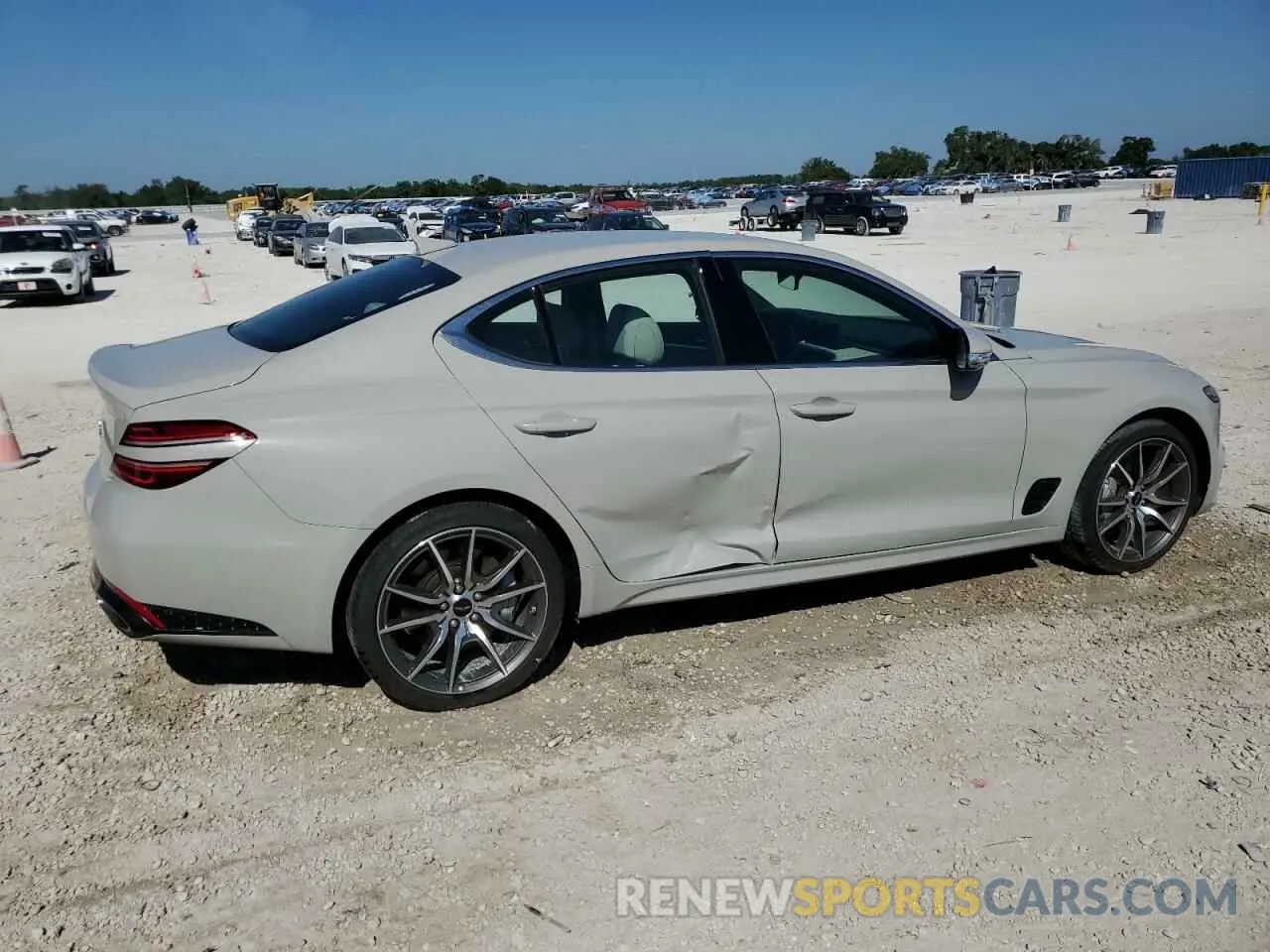 3 fotografías del automóvil dañado KMTG34SC2SU150418 GENESIS G70 BASE 2025