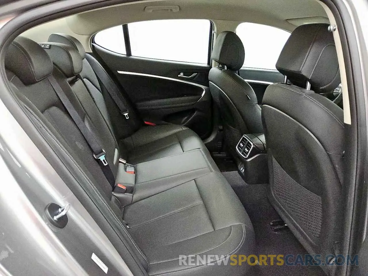 10 fotografías del automóvil dañado KMTG34SC2SU151097 GENESIS G70 BASE 2025