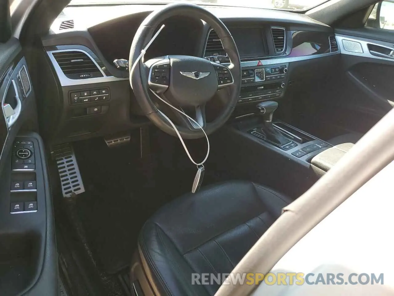 8 fotografías del automóvil dañado KMHGN4JE0KU291883 GENESIS G80 2019