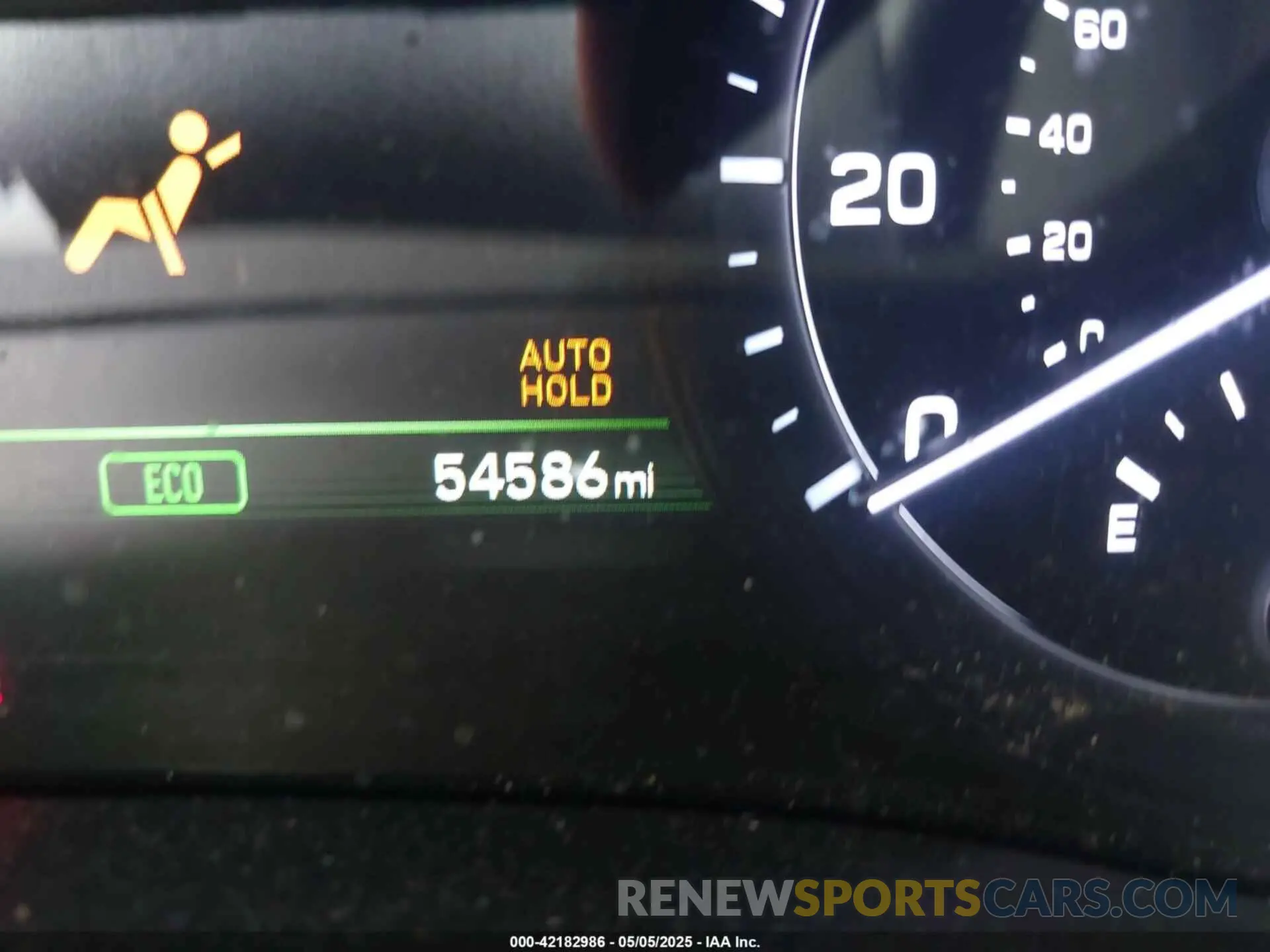 16 fotografías del automóvil dañado KMHGN4JE1KU287647 GENESIS G80 2019