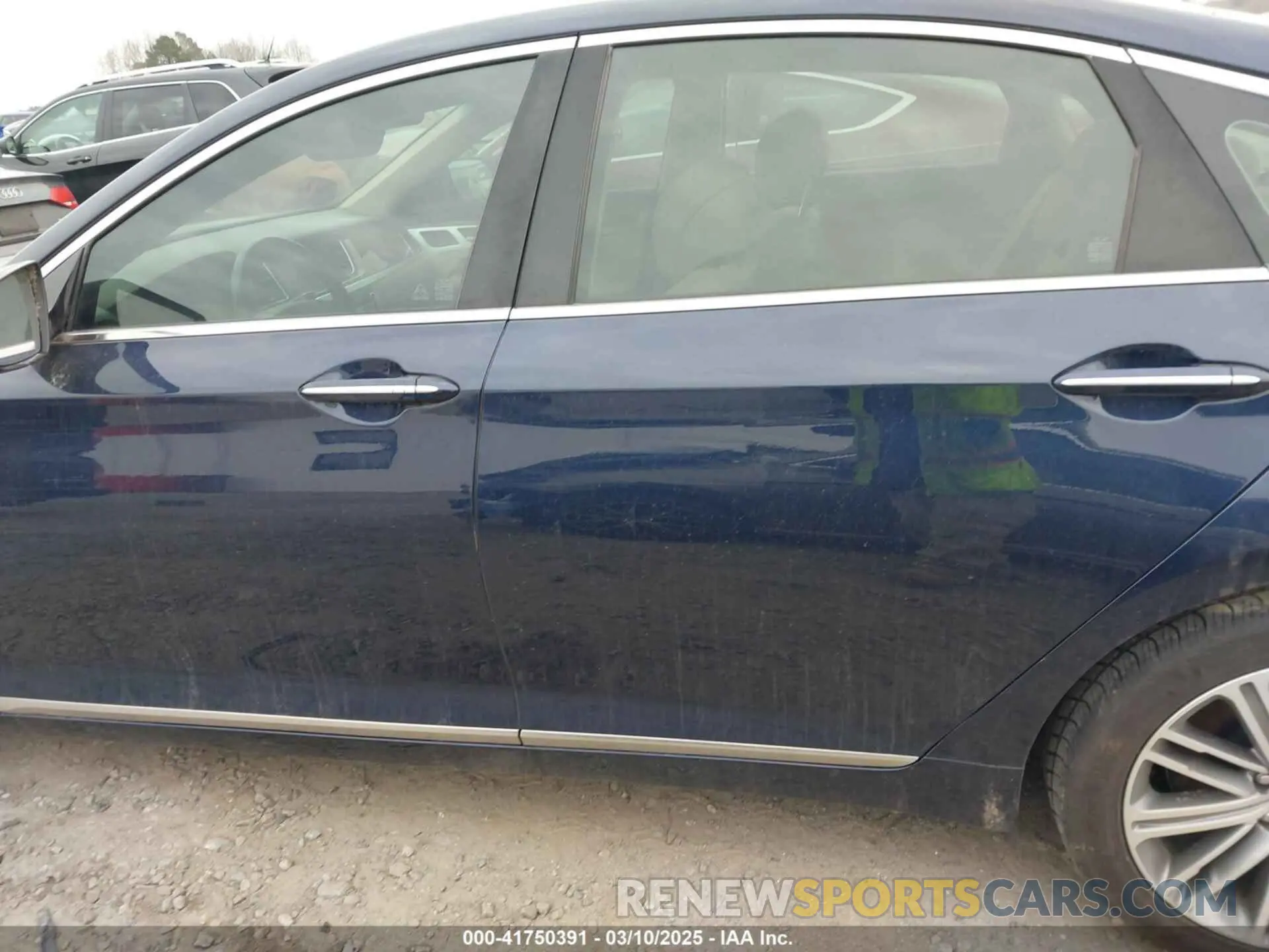 15 fotografías del automóvil dañado KMHGN4JE2KU299404 GENESIS G80 2019
