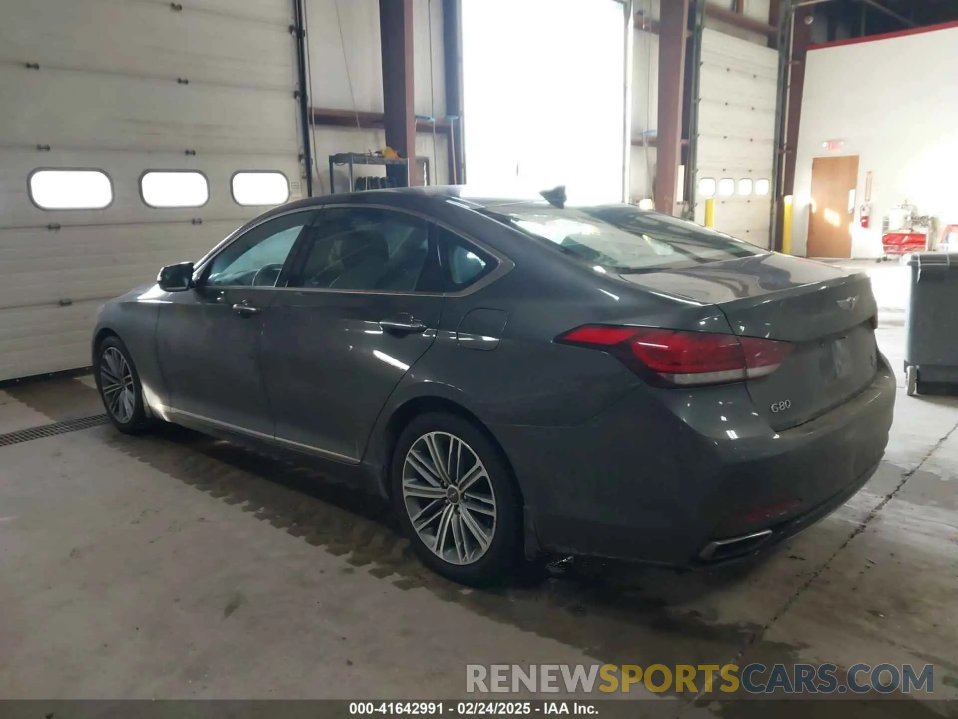 3 fotografías del automóvil dañado KMHGN4JE4KU299355 GENESIS G80 2019