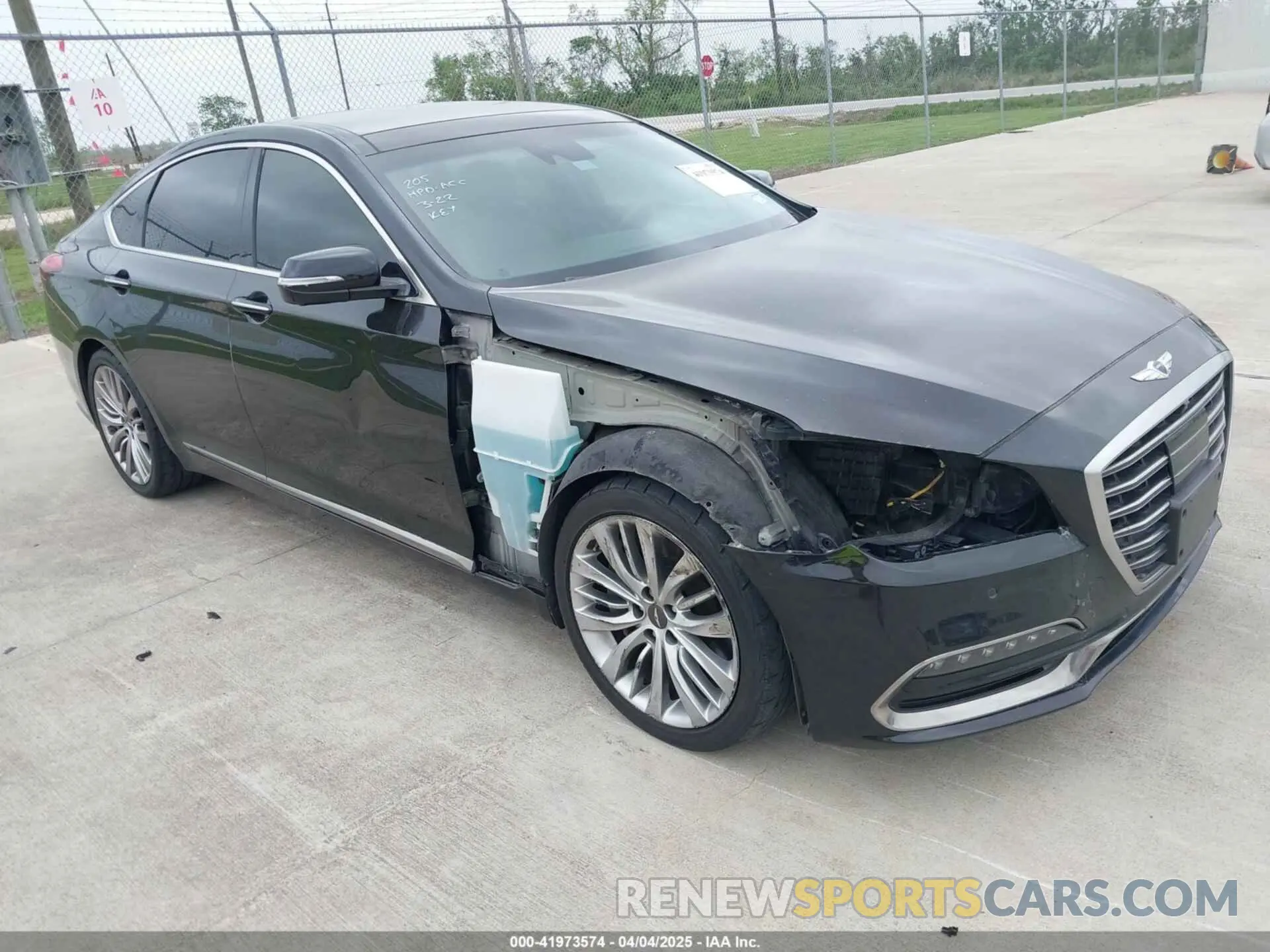 1 fotografías del automóvil dañado KMHGN4JF4KU291345 GENESIS G80 2019