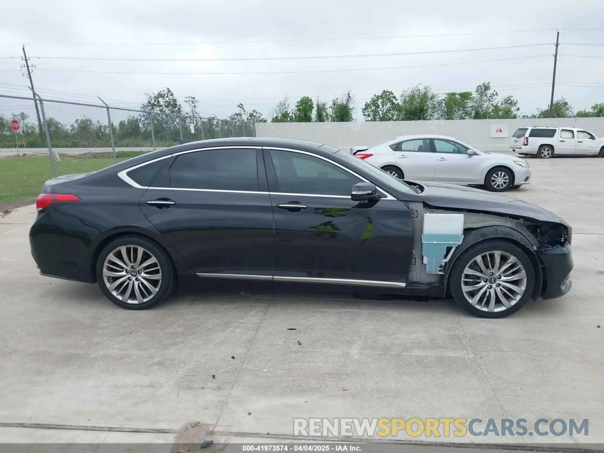 14 fotografías del automóvil dañado KMHGN4JF4KU291345 GENESIS G80 2019