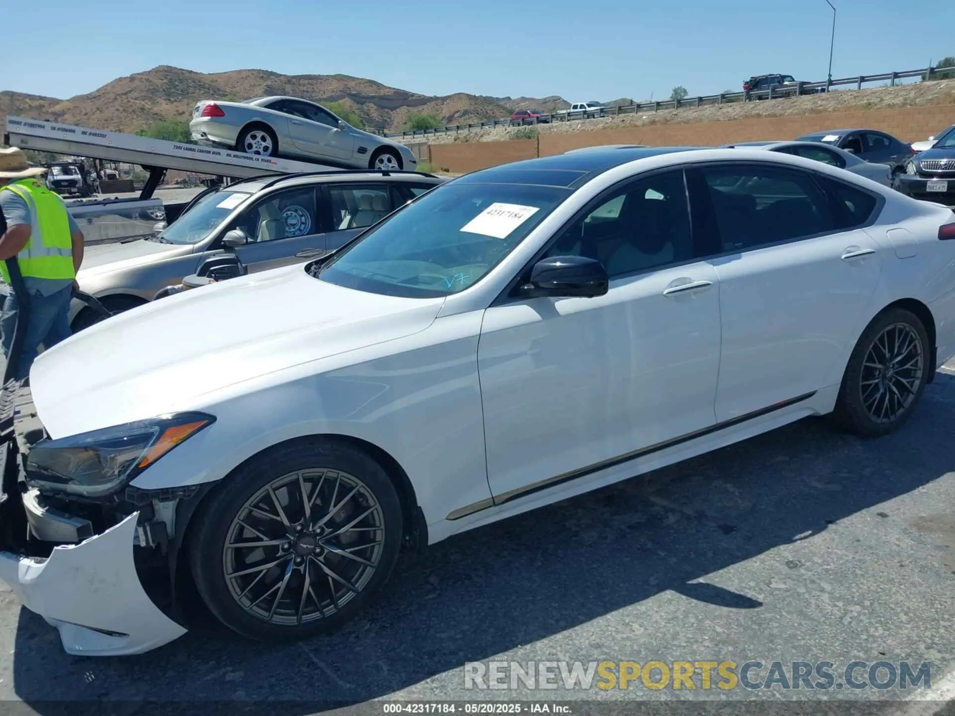 15 fotografías del automóvil dañado KMTFN4JB5KU326120 GENESIS G80 2019