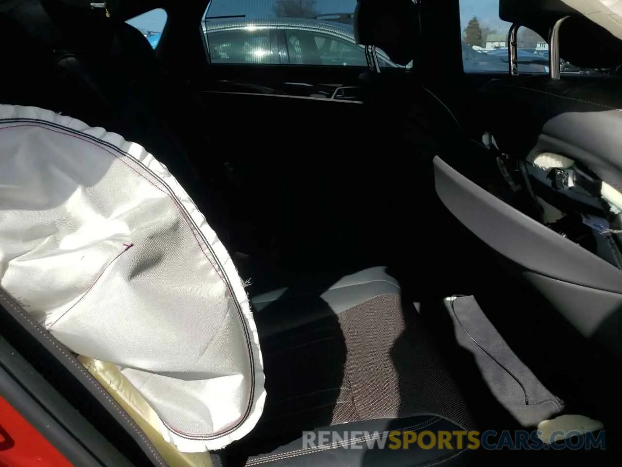 10 fotografías del automóvil dañado KMTFN4JBXKU313170 GENESIS G80 2019