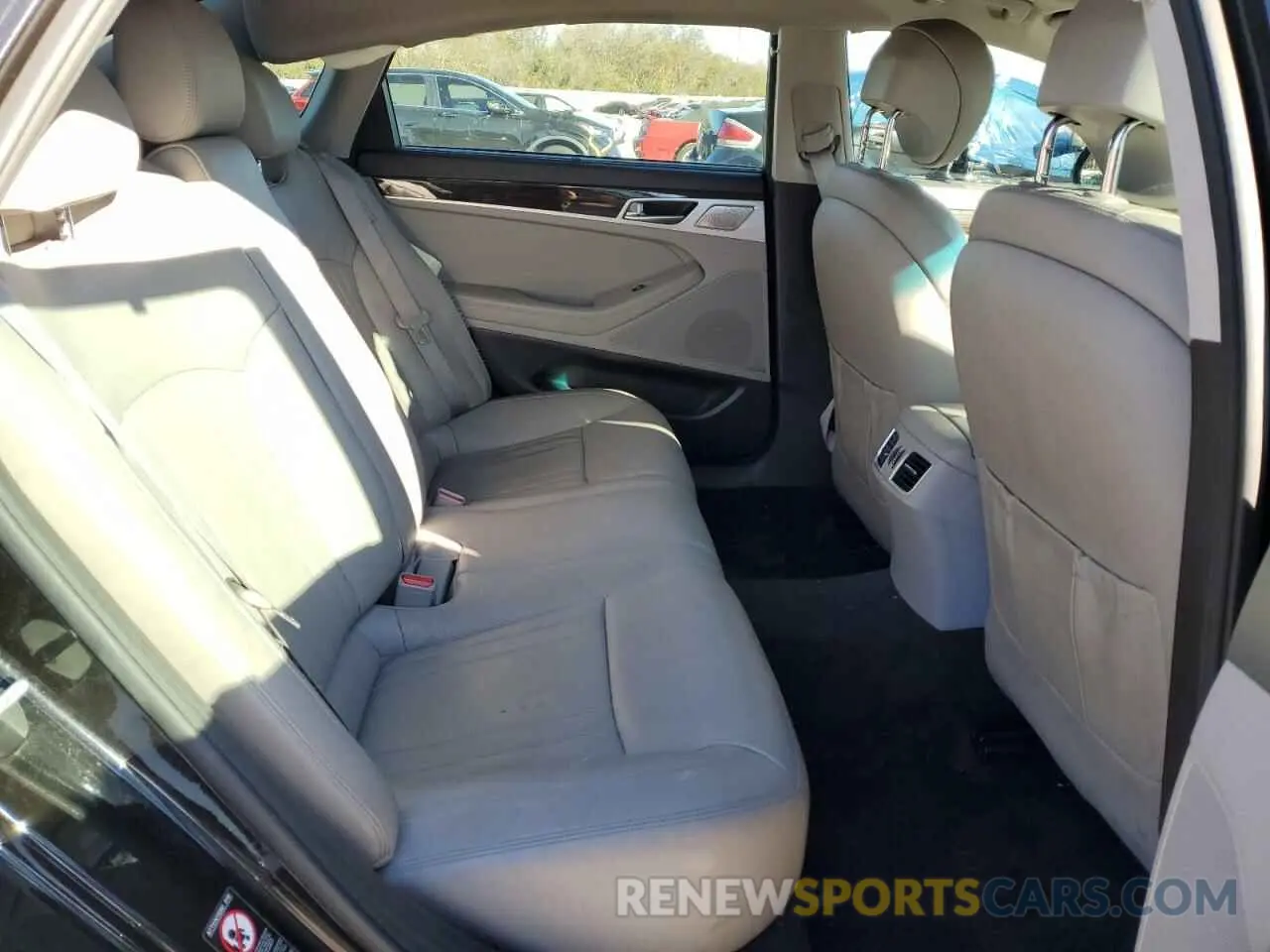 11 fotografías del automóvil dañado KMTFN4JE6KU310261 GENESIS G80 2019