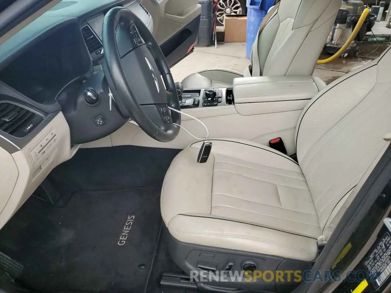 7 fotografías del automóvil dañado KMTFN4JE4LU334673 GENESIS G80 2020