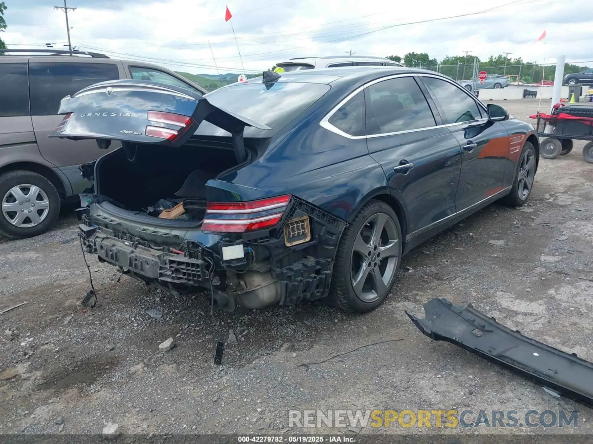 4 fotografías del automóvil dañado KMTGC4SD0MU081577 GENESIS G80 2021